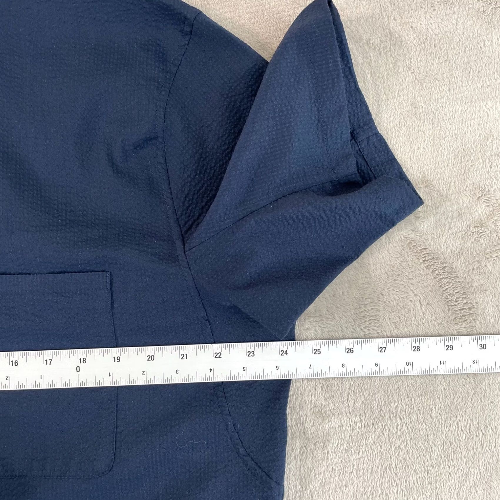 Lululemon Lululemon Street Lite Shirt Men 2XL Navy Blue Wicking SS NWOT Short Sleeve Button-Up Collared, Regular Fit, All Seasons, Pockets, Quick Dry Size US XXL / EU 58 / 5 - 5 Thumbnail