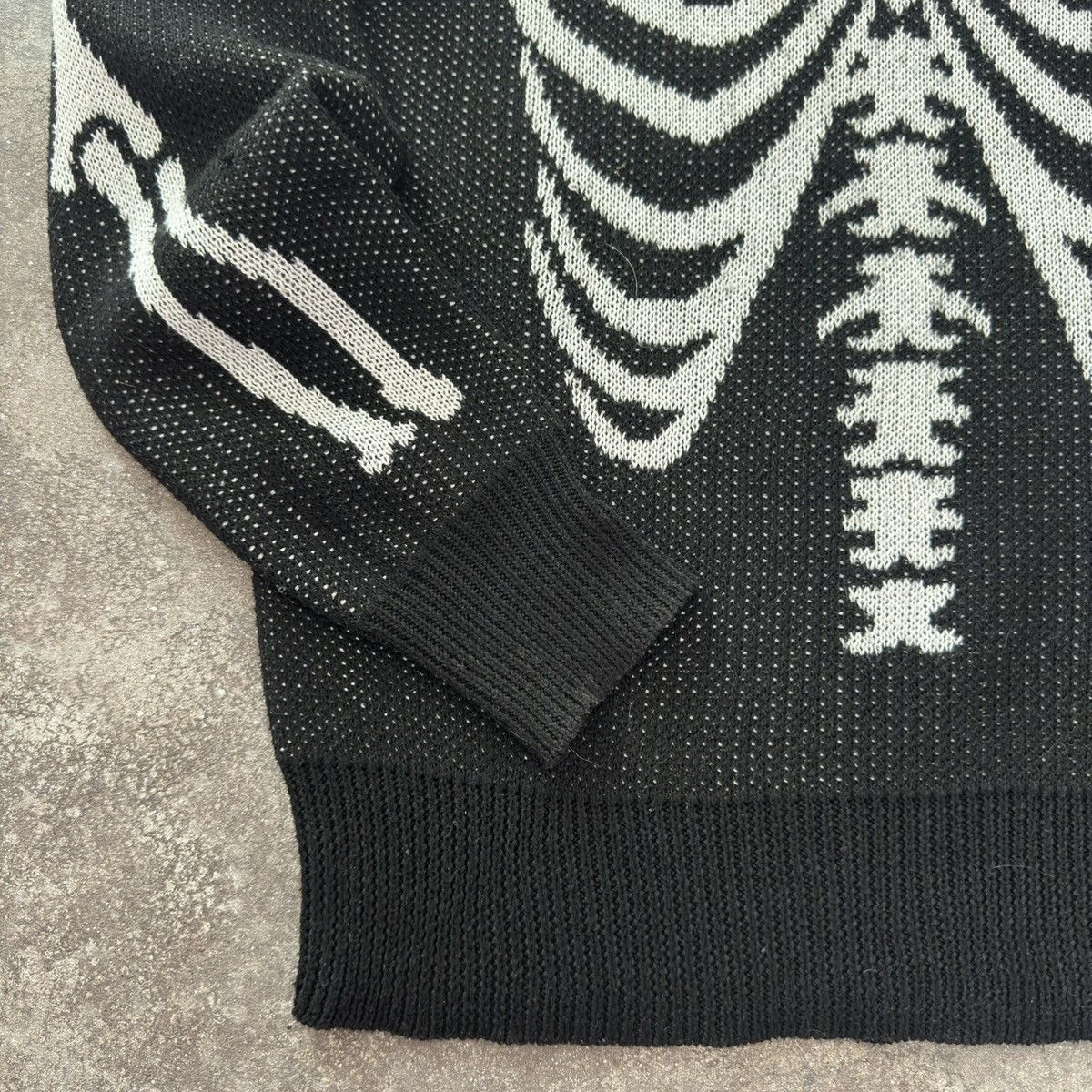 20471120 × Japanese Brand × Vintage Skull/Skeleton Amazing Y2K Gothic Sweater Size XS / US 0-2 / IT 36-38 - 5 Thumbnail
