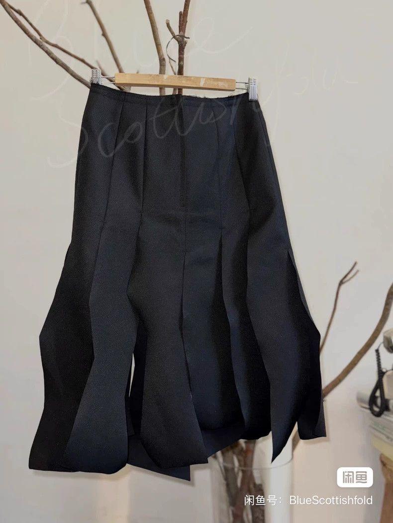 Comme des Garcons Comme des Garcons size XS Cut overskirt. Size 23" - 8 Thumbnail