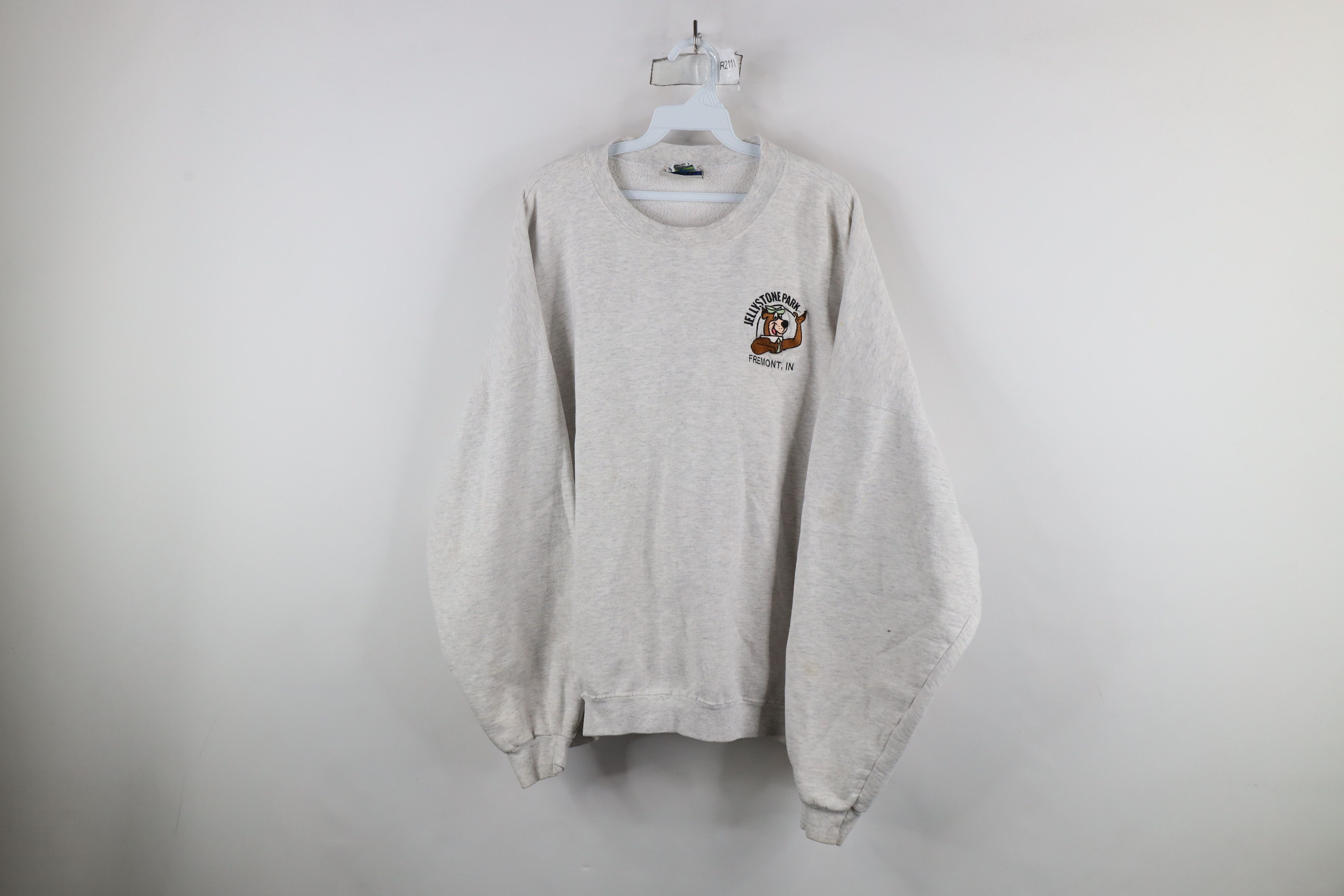 Vintage Vintage Y2K Yogi Bear Jellystone Park Indiana Sweatshirt Size US XXL / EU 58 / 5 - 1 Thumbnail