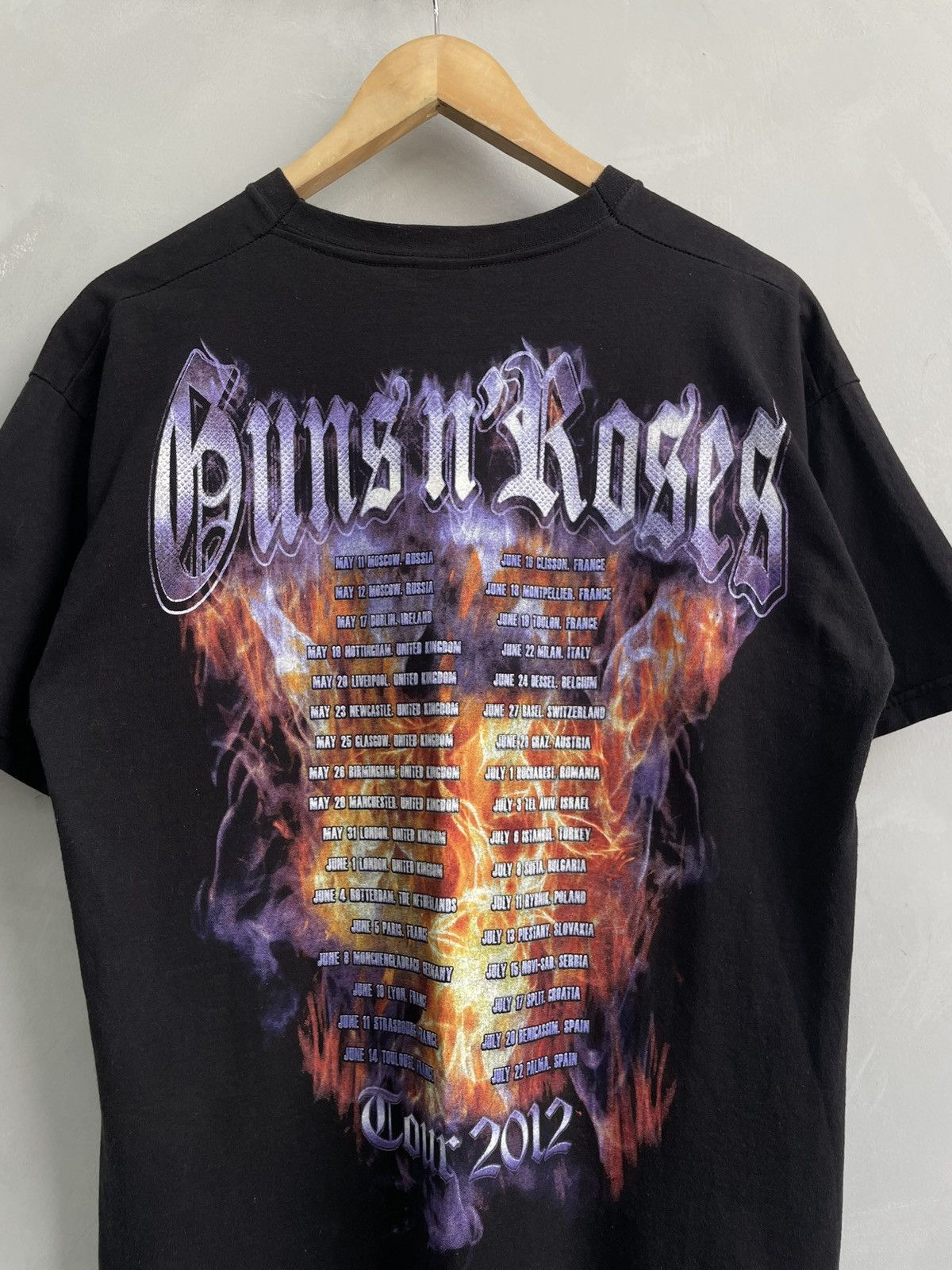 Guns N' Roses Rare 90s Guns N’roses band t shirt tour 2012 tee Size US M / EU 48-50 / 2 - 12 Thumbnail