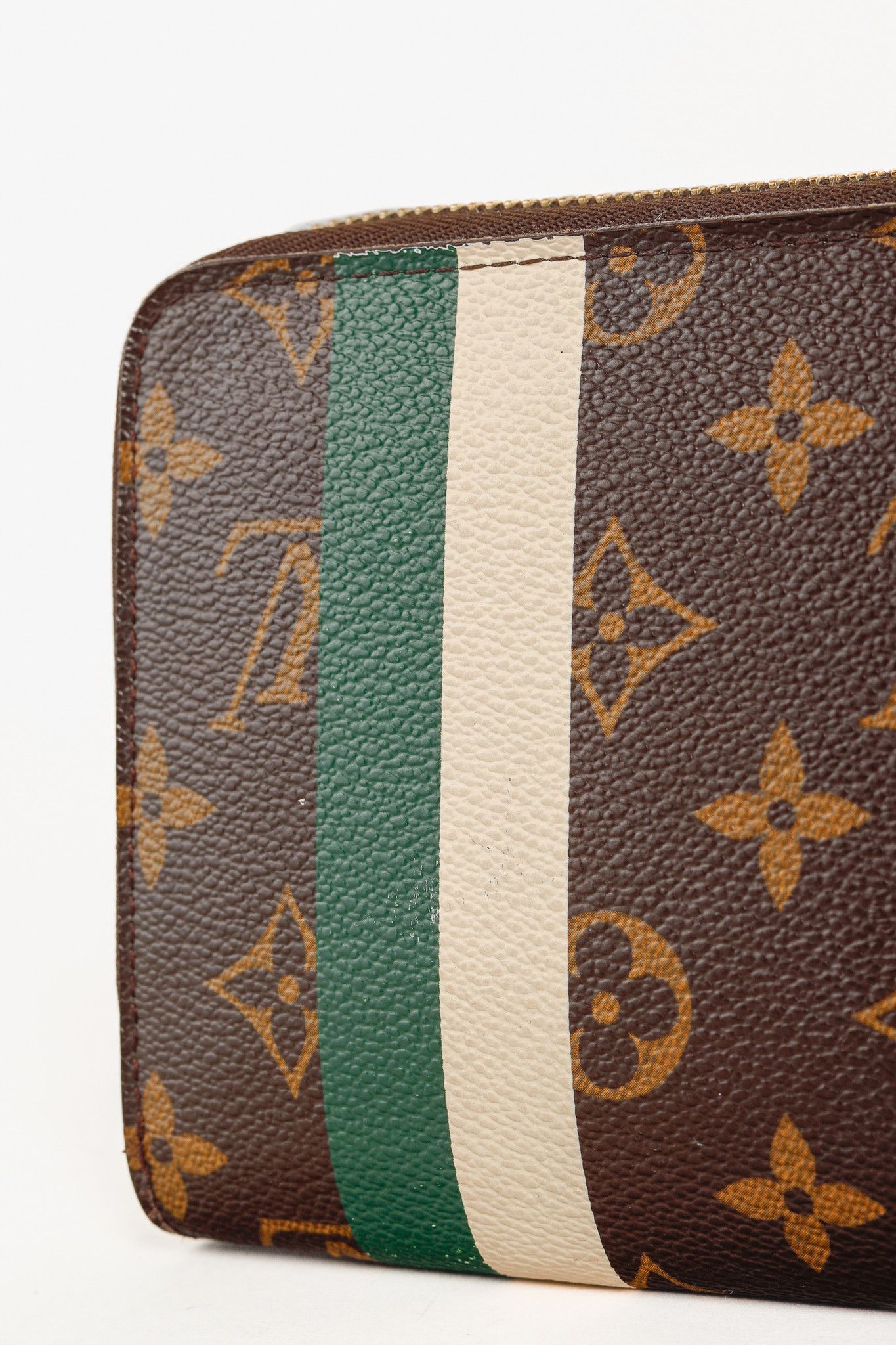 Louis Vuitton Louis Vuitton Groom Zippy 2006 Stripe Graphic Wallet Size ONE SIZE - 7 Thumbnail