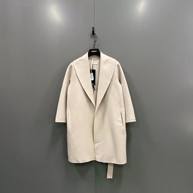 Max Mara Max Mara Coat Size M / US 6-8 / IT 42-44 - 1 Thumbnail