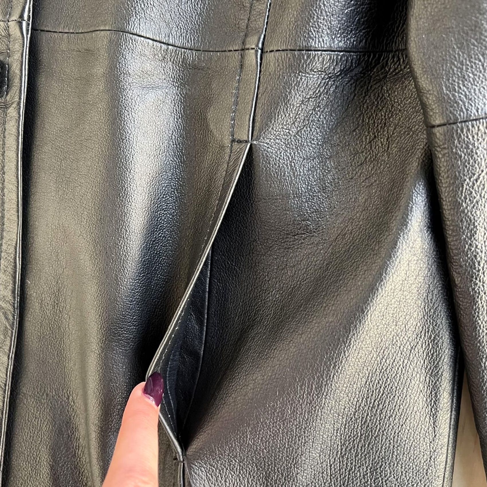 Worthington Worthington Blazer Jacket Womens Large Black Faux Leather 3 Button Lined Pockets Shirt Womens Large Black Button Front Closure Casual Business Size L / US 10 / IT 46 - 3 Thumbnail