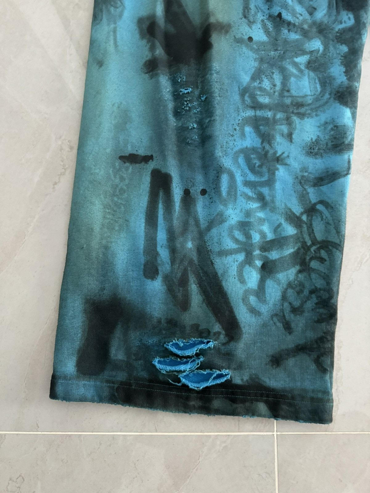Balenciaga Balenciaga SS23 Blue Skater Graffiti Sweatpants Sz.L Size US 36 / EU 52 - 5 Thumbnail