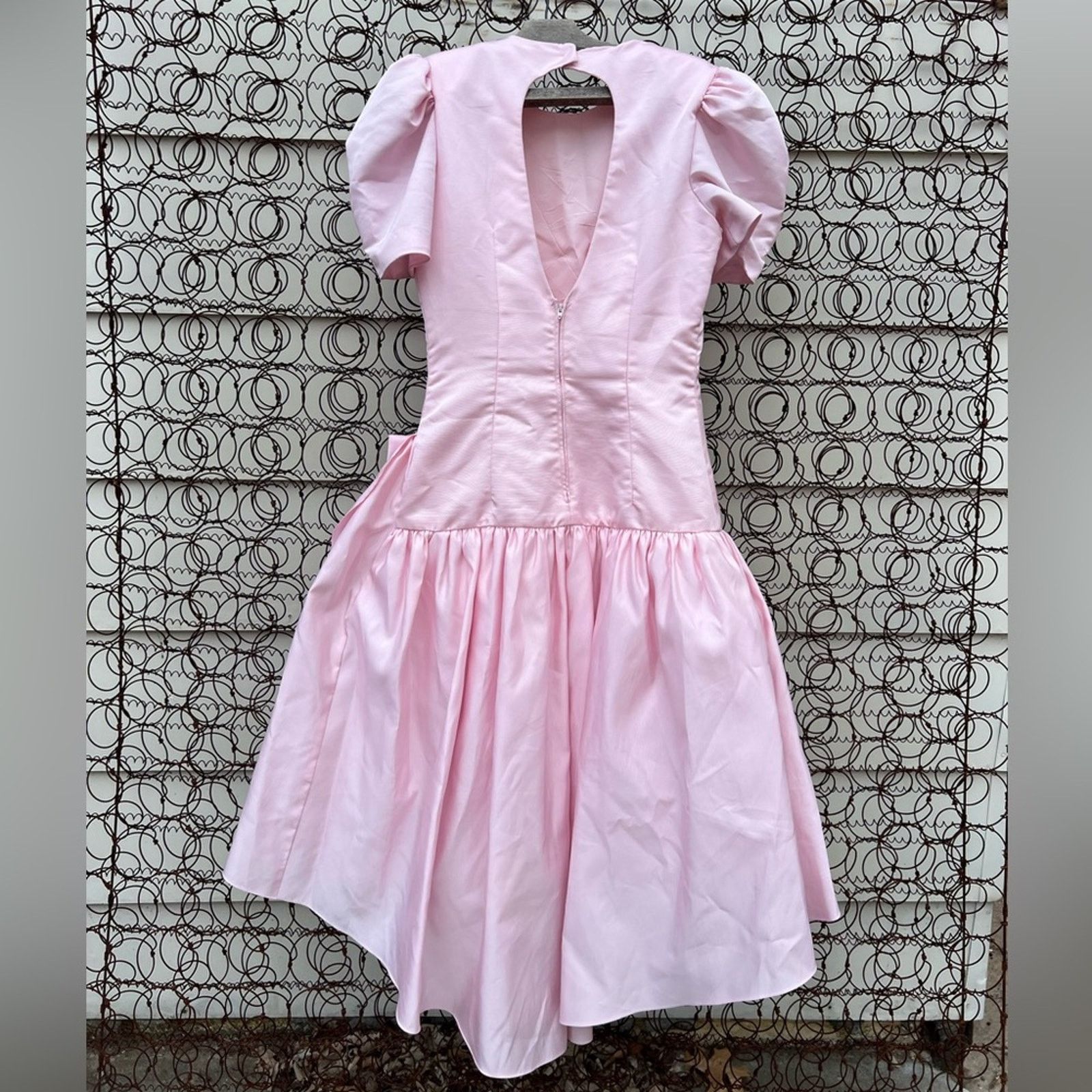 Vintage Betsy & Adam Pink Drop Waist Puff Sleeve Ruffle Prom Dress Size S / US 4 / IT 40 - 2 Thumbnail