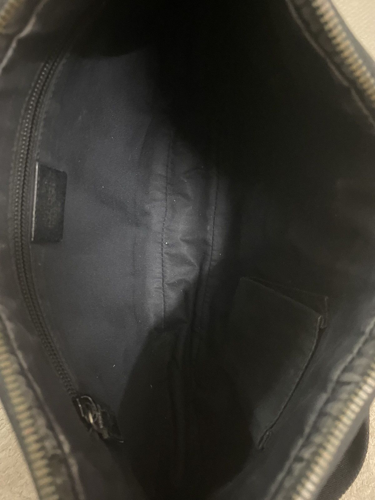 Gucci Vintage Black Monogram Gucci Crossbody Size ONE SIZE - 12 Thumbnail