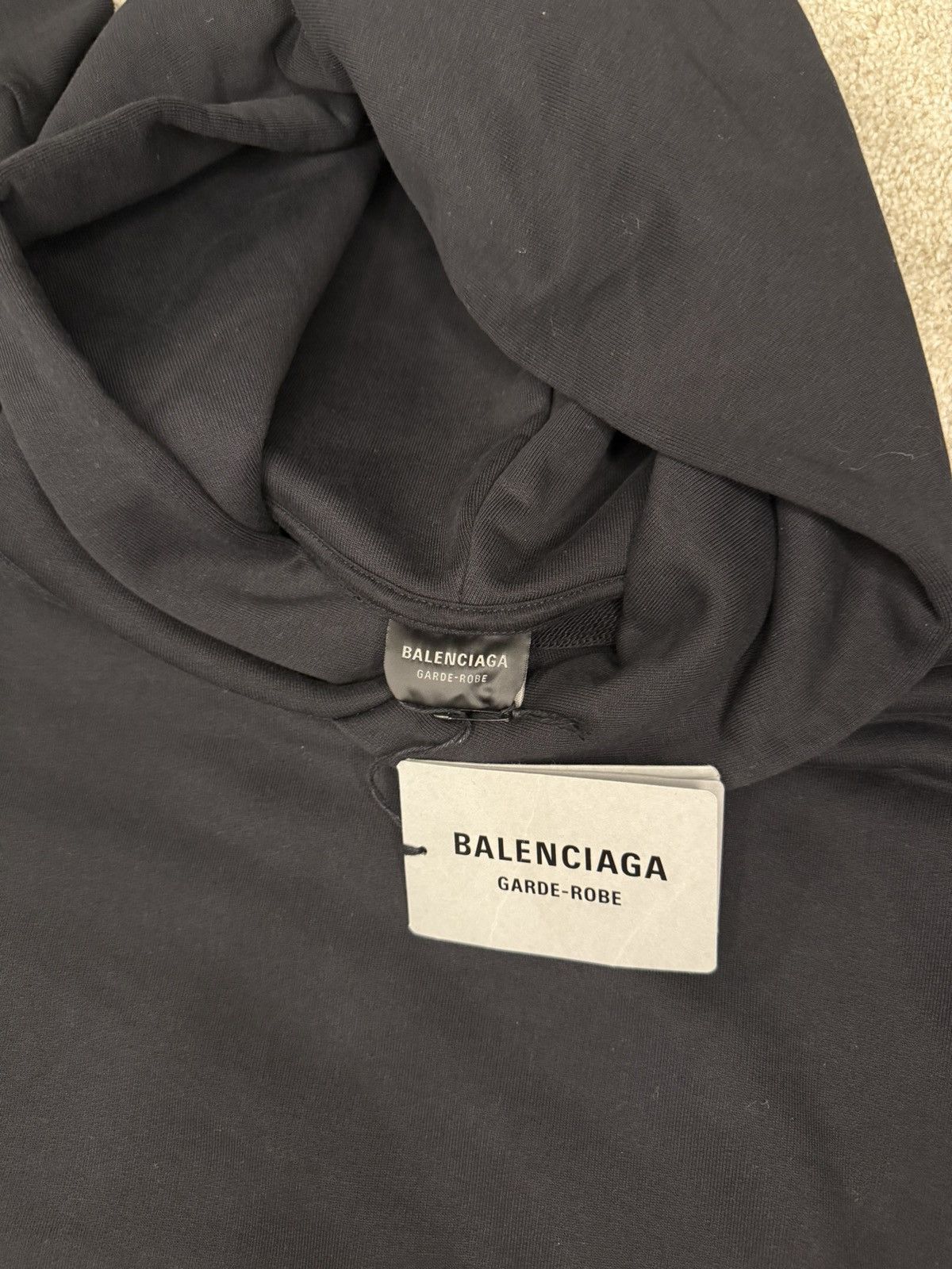 Balenciaga Balenciaga Garde-Robe Care Label Hoodie Black Size US XL / EU 56 / 4 - 4 Thumbnail