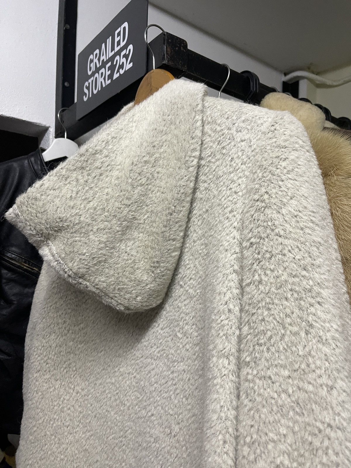 Courreges Courreges Luxury Mohair Coat Size L / US 10 / IT 46 - 3 Thumbnail