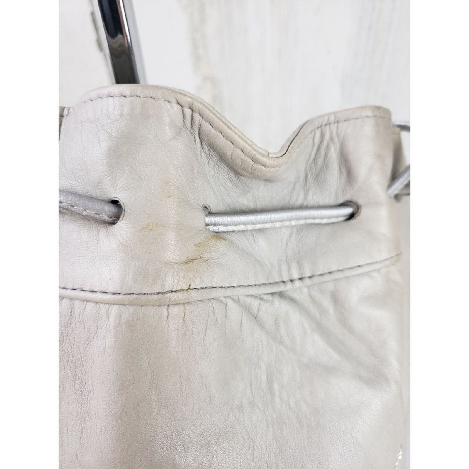 Other Lasso Gray Silver Drawstring Hobo Bag Shoulder Bag Purse Size ONE SIZE - 5 Thumbnail