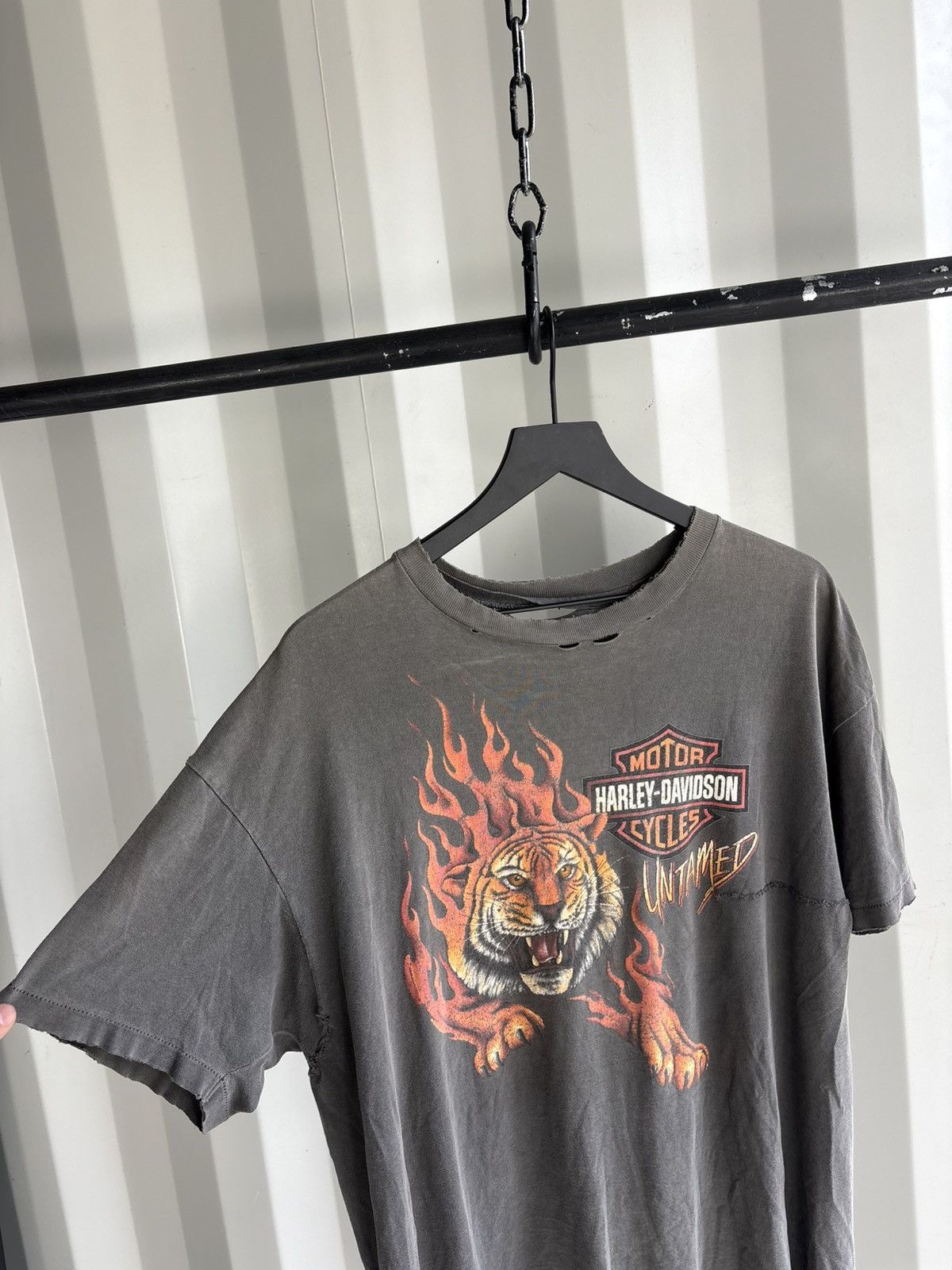 Harley Davidson Vintage Harley Untamed Shirt Faded Distressed Band Grunge Size US XL / EU 56 / 4 - 5 Thumbnail