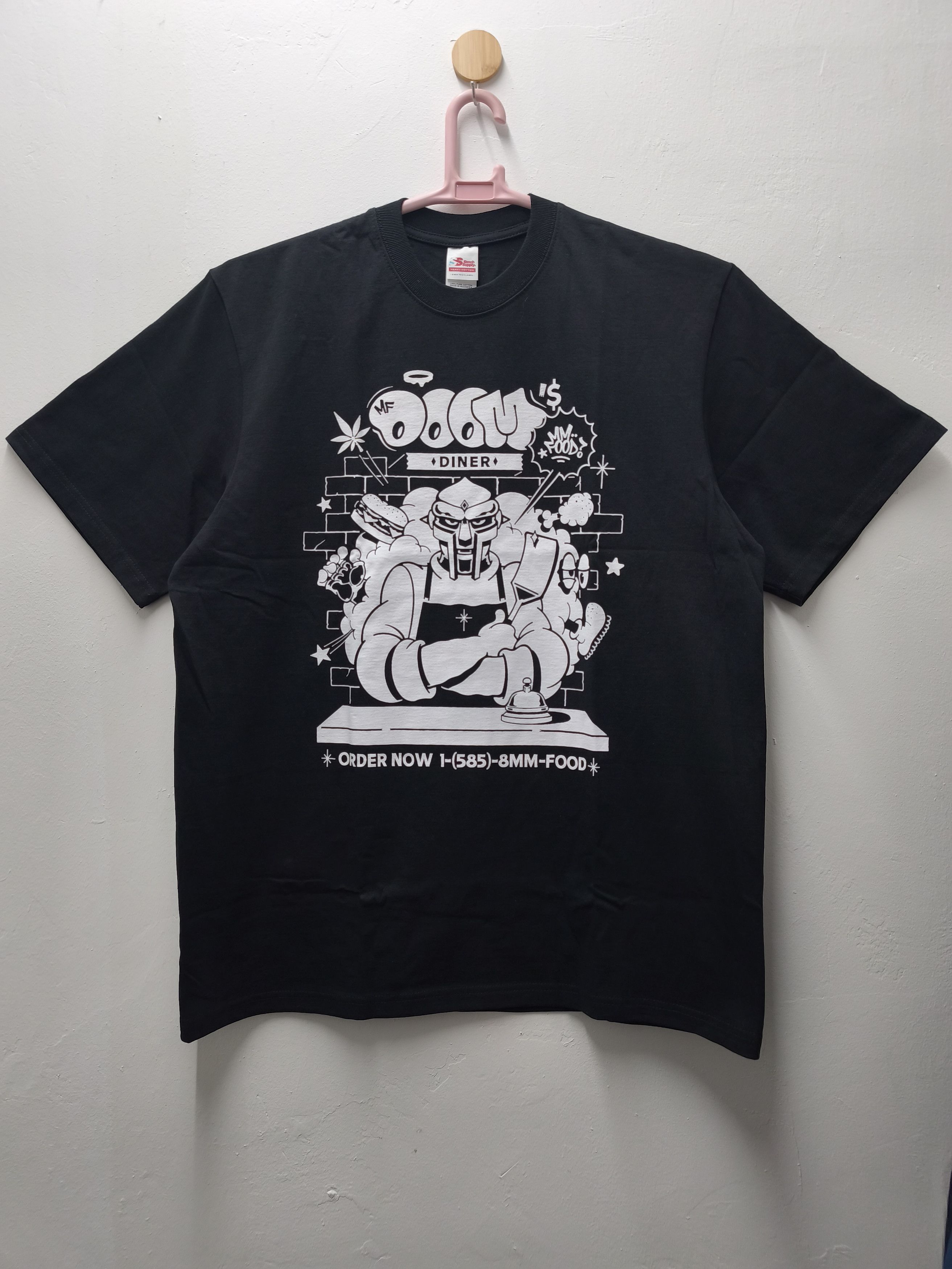 Rap Tees MF Doom Diner T-shirt Size US XL / EU 56 / 4 - 1 Thumbnail