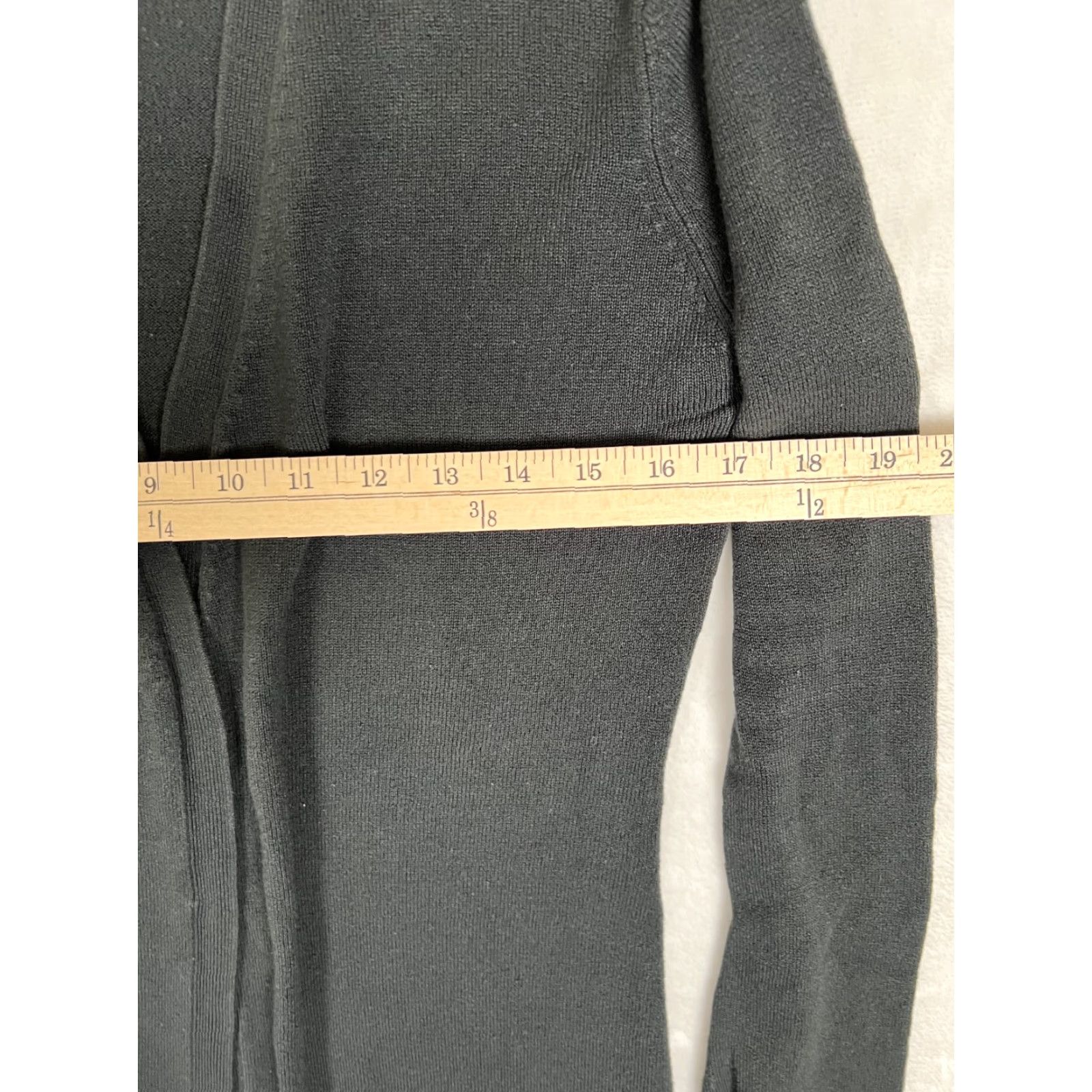 Mossimo VINTAGE Mossimo Cardigan Women's Size Medium Black Y2K Sweater V-Neck Knit Winter Fall Spring Womens Size M / US 6-8 / IT 42-44 - 4 Thumbnail