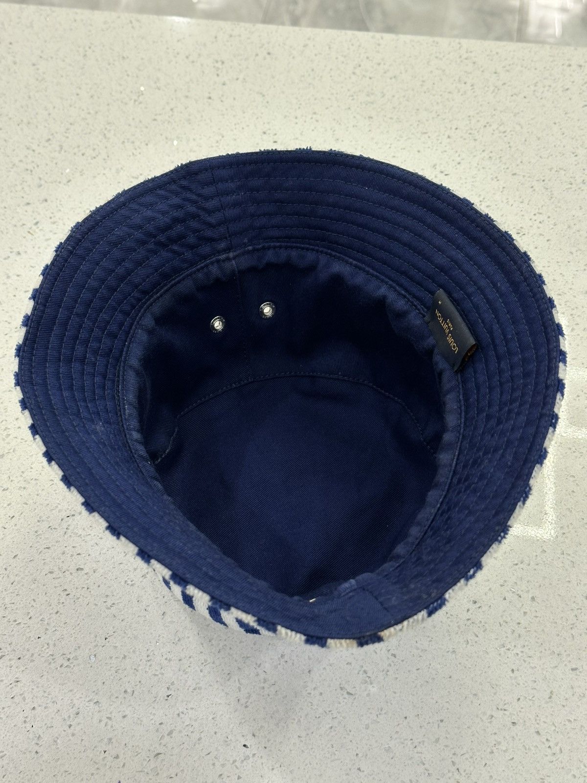 Louis Vuitton Lv Bucket Hat Size ONE SIZE - 7 Thumbnail