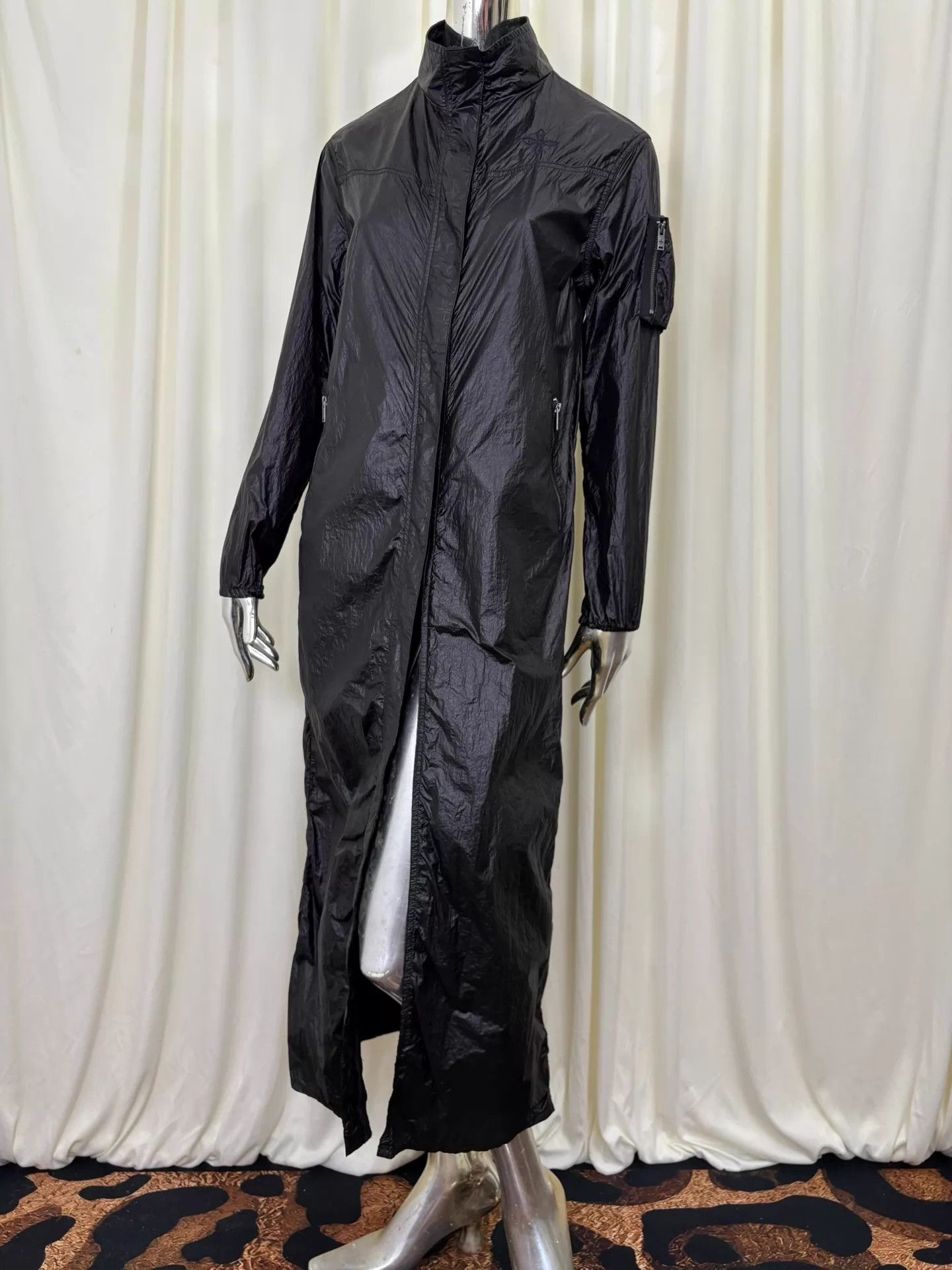 Other SMFK Super Light UV Black Pleated Skin Long Jacket S 99N Size S / US 4 / IT 40 - 2 Thumbnail
