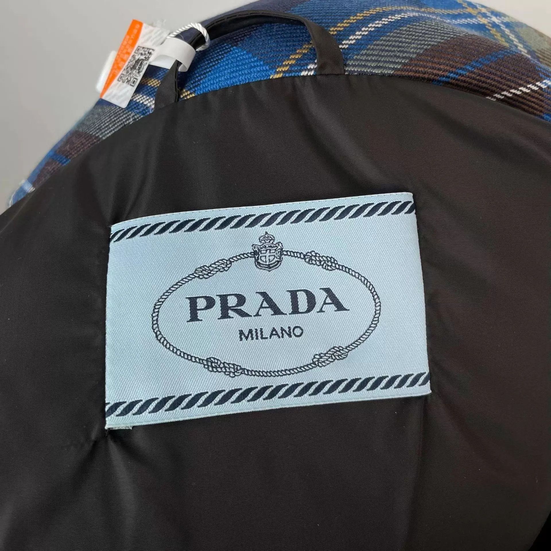 Prada Prada 95 New Blue Check Down Jacket 42 Size M / US 6-8 / IT 42-44 - 3 Thumbnail