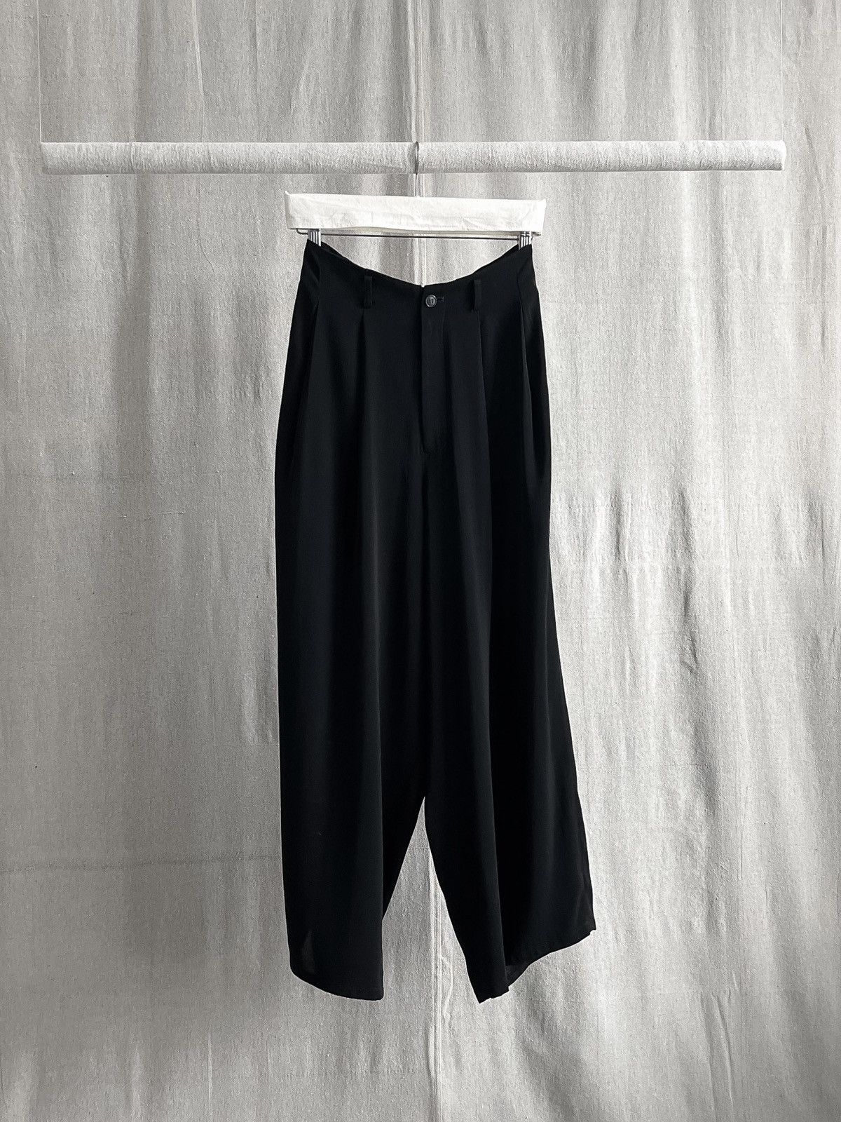 Y's Yohji Yamamoto Y’s Classic Relaxed Pleated Trousers Size 27" / US 4 / IT 40 - 1 Thumbnail