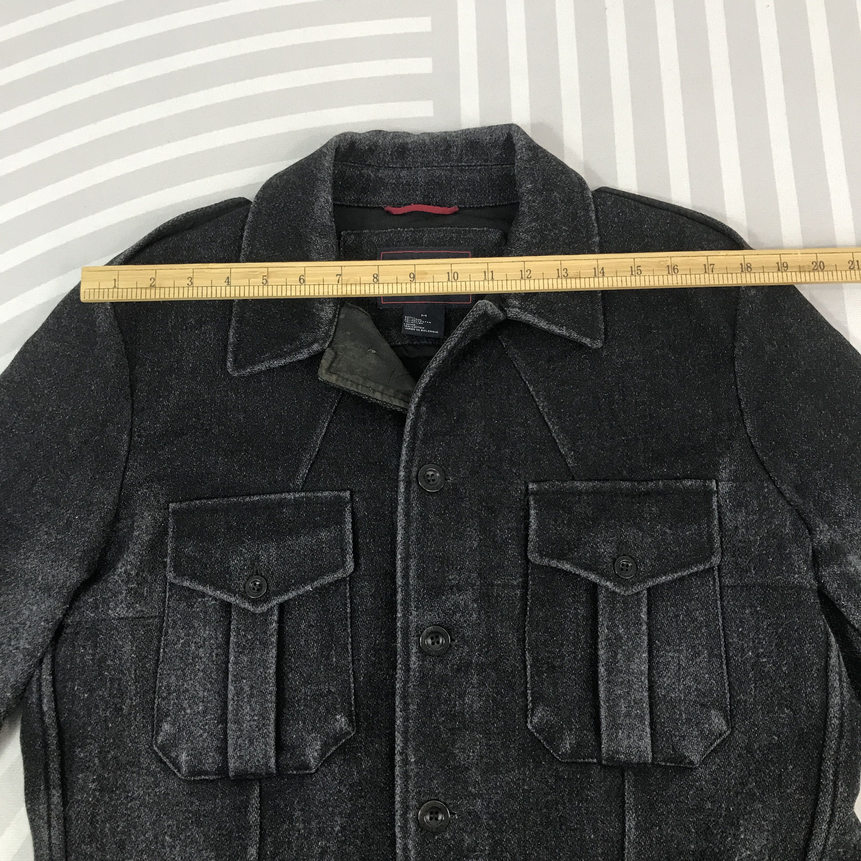 Tommy Hilfiger Vintage Hilfiger Wool Workers black button Jacket Size US M / EU 48-50 / 2 - 5 Thumbnail