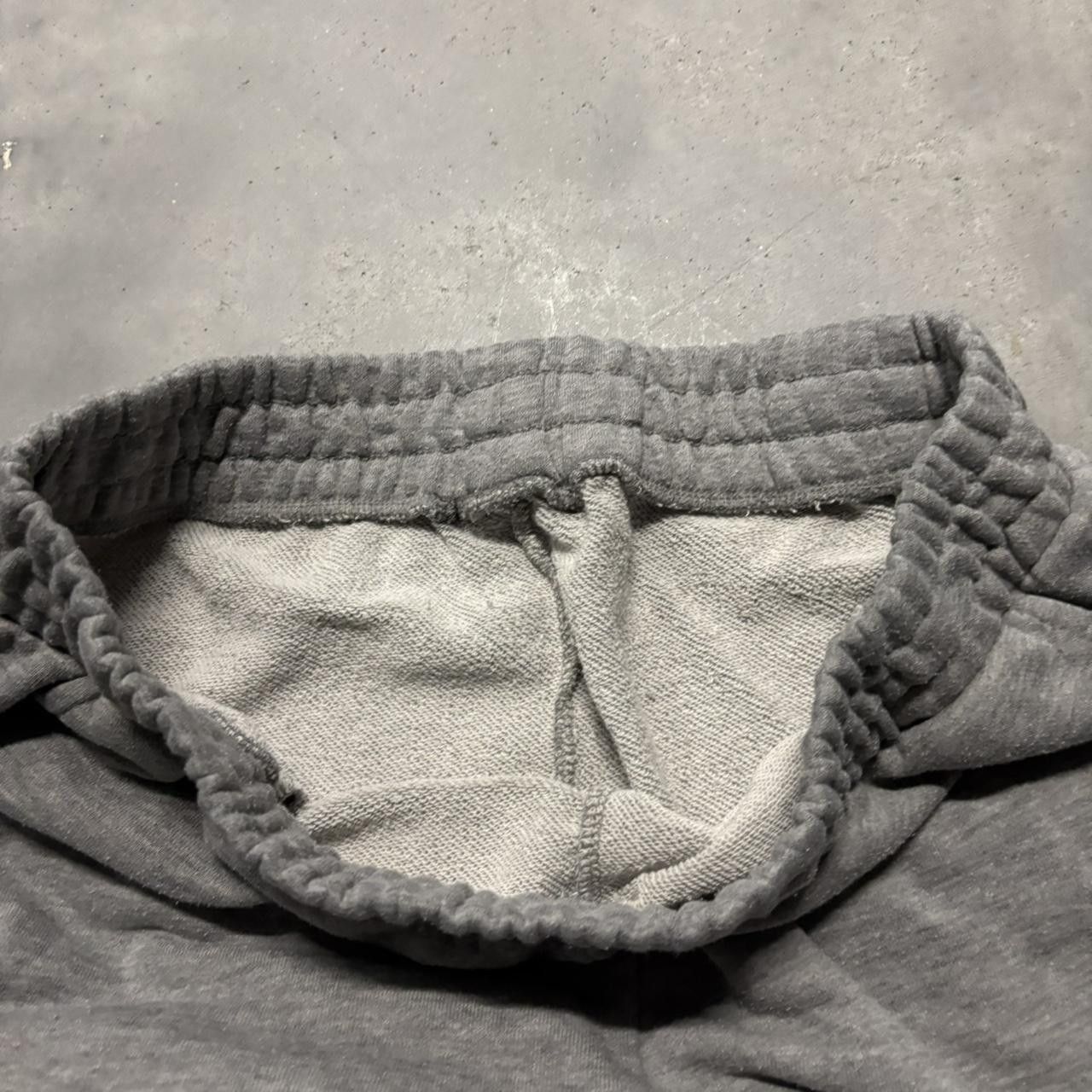 Japanese Brand × Vintage Crazy Vintage Y2K/2000s Light Grey Essential Sweatpants! Size US 30 / EU 46 - 6 Thumbnail