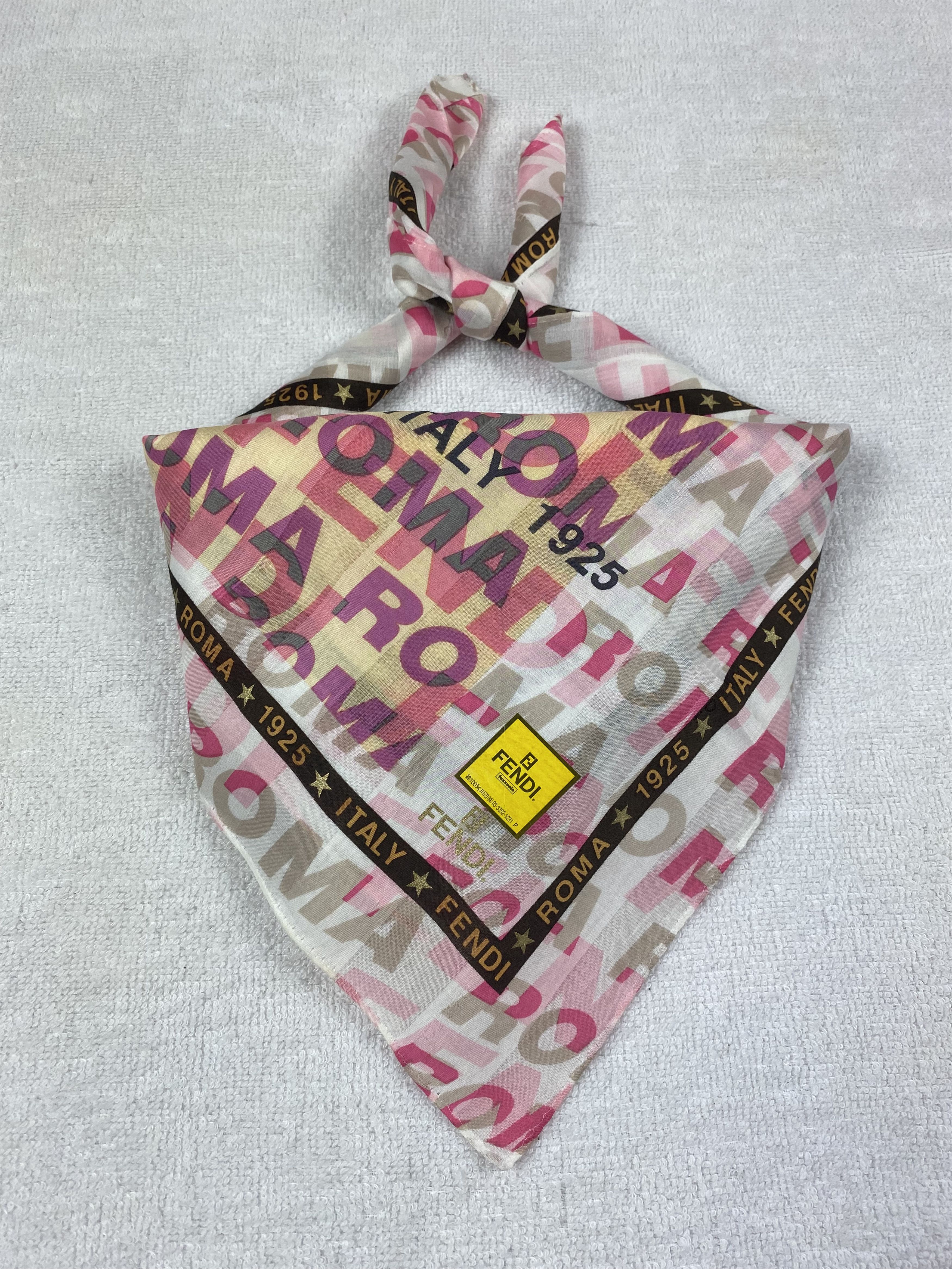 Vintage Vintage Fendi Handkerchief / Bandana / Neckerchief A1153 Size ONE SIZE - 1 Thumbnail
