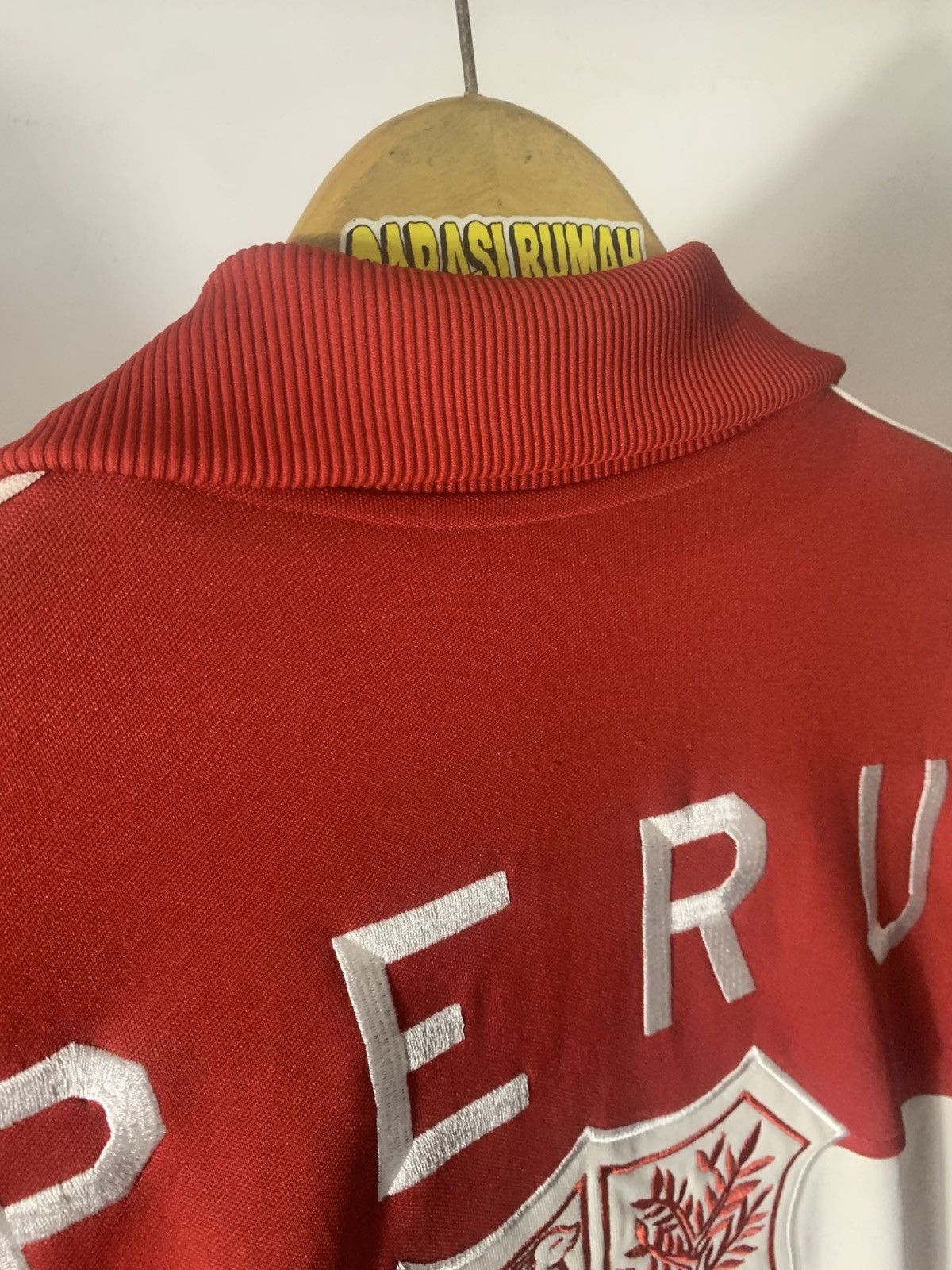 Adidas Tracktop Adidas Peru Casual Streetwear Size US M / EU 48-50 / 2 - 12 Thumbnail