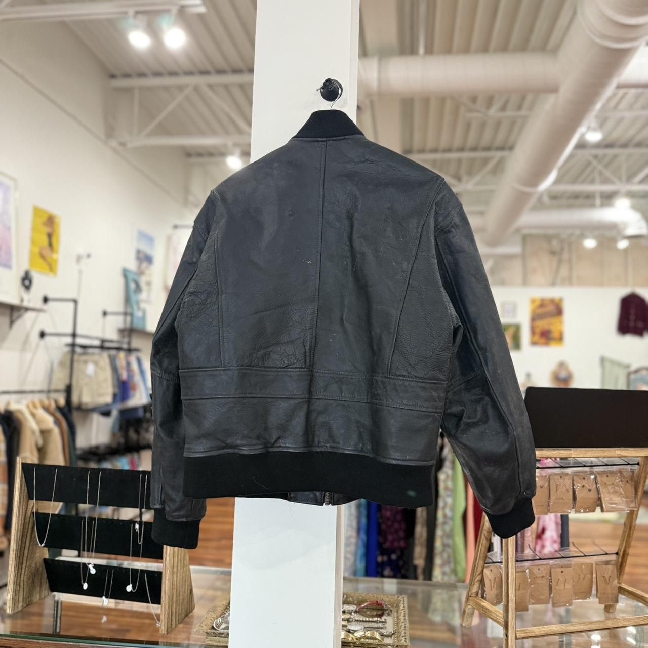 Vintage Vintage 90’s Leather Bomber Jacket Size US L / EU 52-54 / 3 - 4 Thumbnail