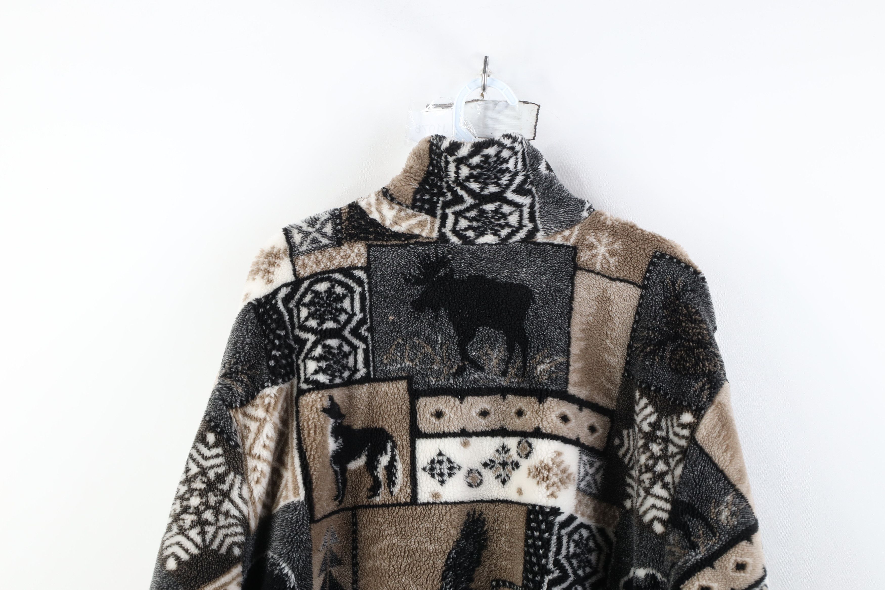 Vintage Vintage 90s Streetwear Wolf All Over Print Fleece Jacket USA Size US L / EU 52-54 / 3 - 14 Thumbnail