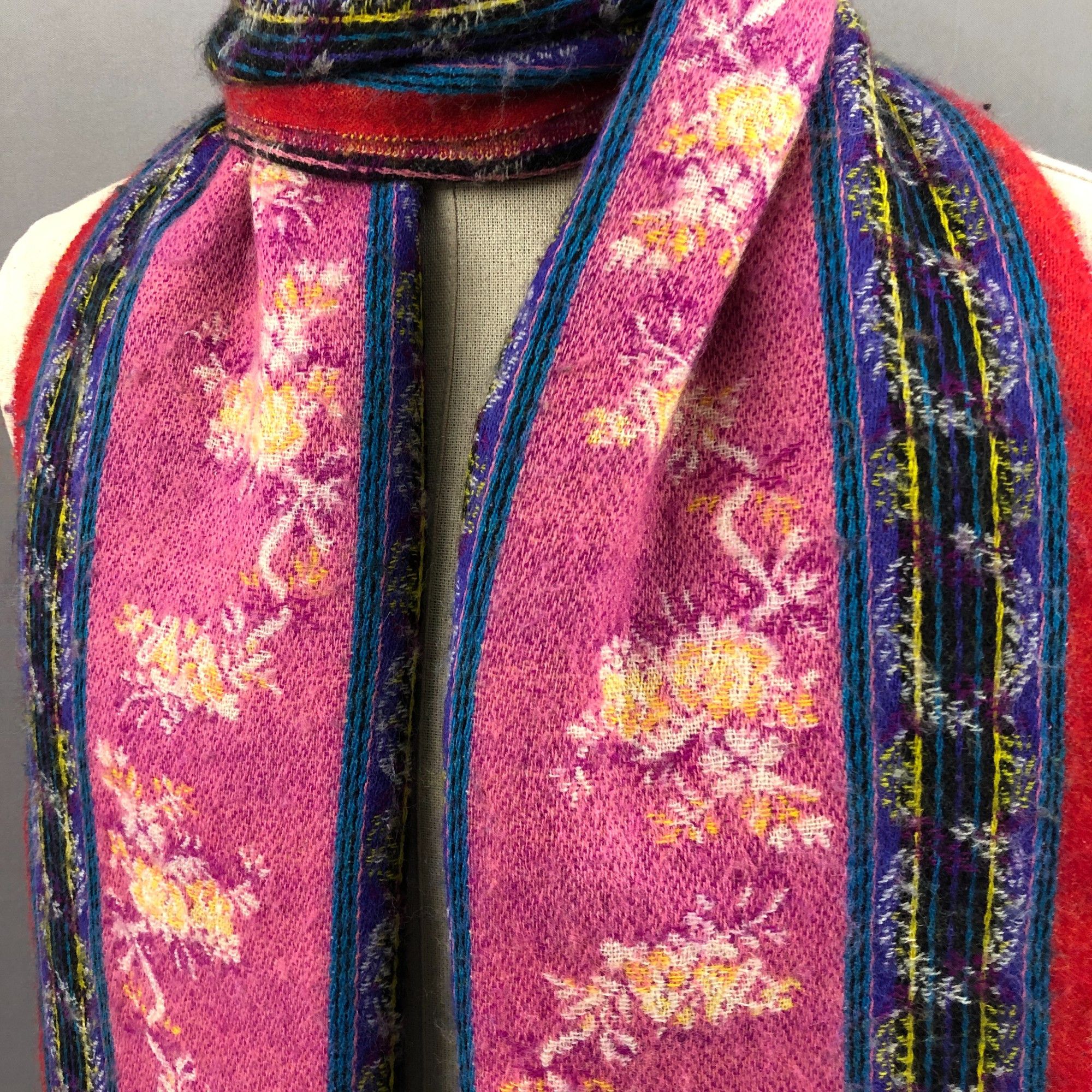 Kenzo Vintage Kenzo Scarf Long Shawl Stoles Wool Scarves. Size ONE SIZE - 3 Thumbnail