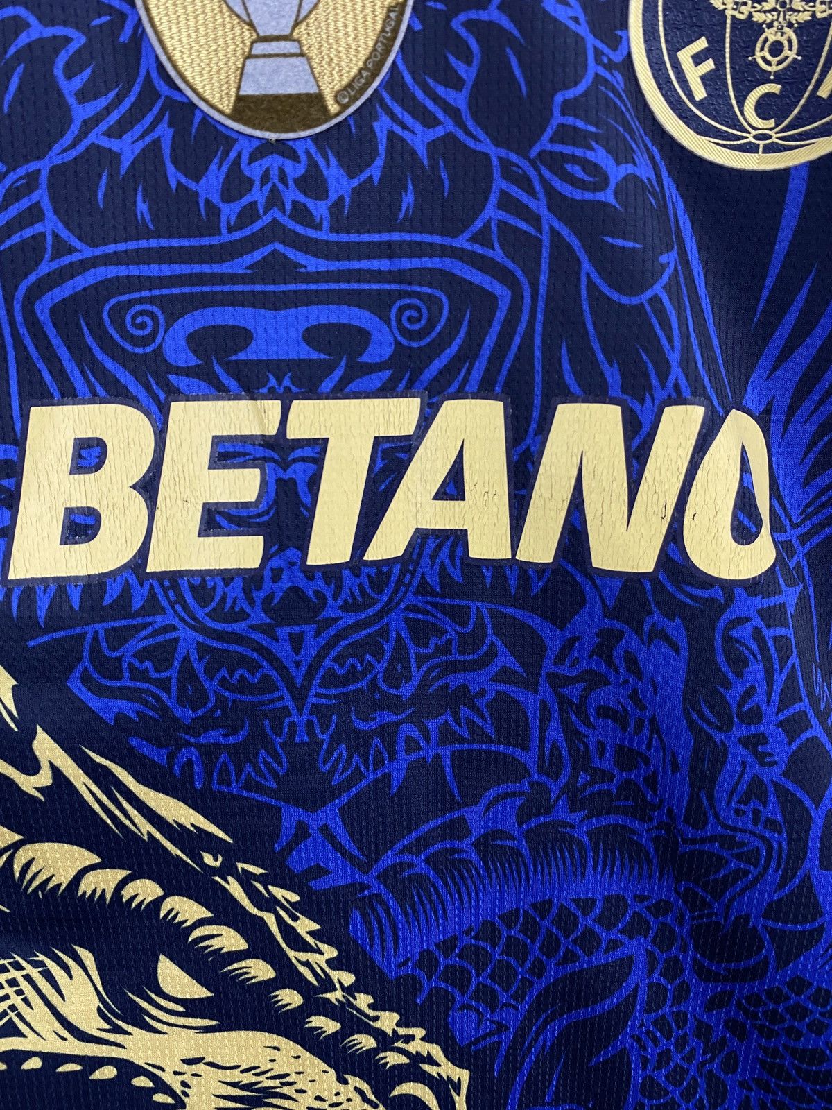 Japanese Brand FC Porto Japan Dragon Style Afrm Soccer Jersey T-Shirt Y2K Size US M / EU 48-50 / 2 - 7 Thumbnail