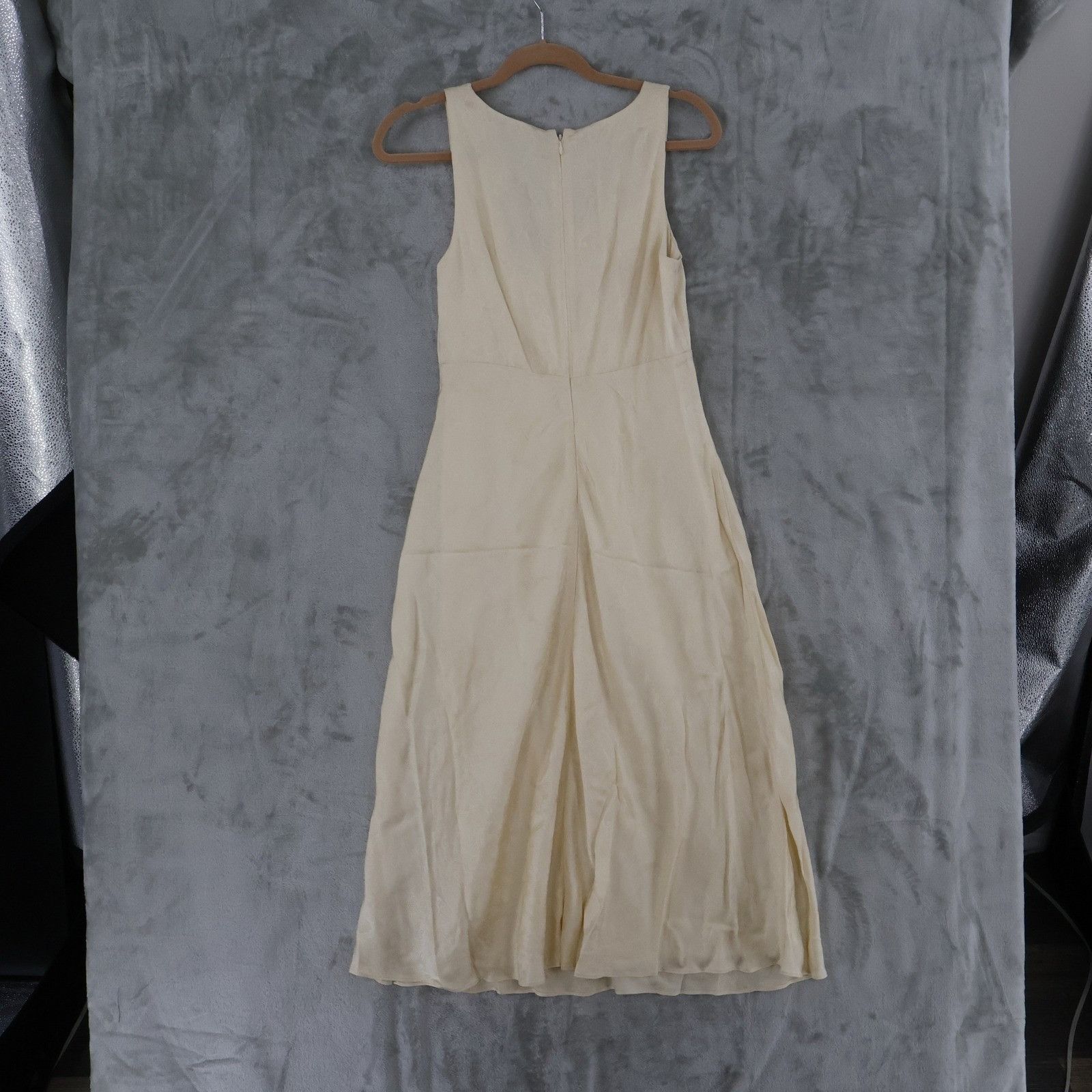 Lauren Ralph Lauren LRL Ralph Lauren V Neck Sleeveless Midi Dress Womens 10 Crea Size L / US 10 / IT 46 - 6 Thumbnail