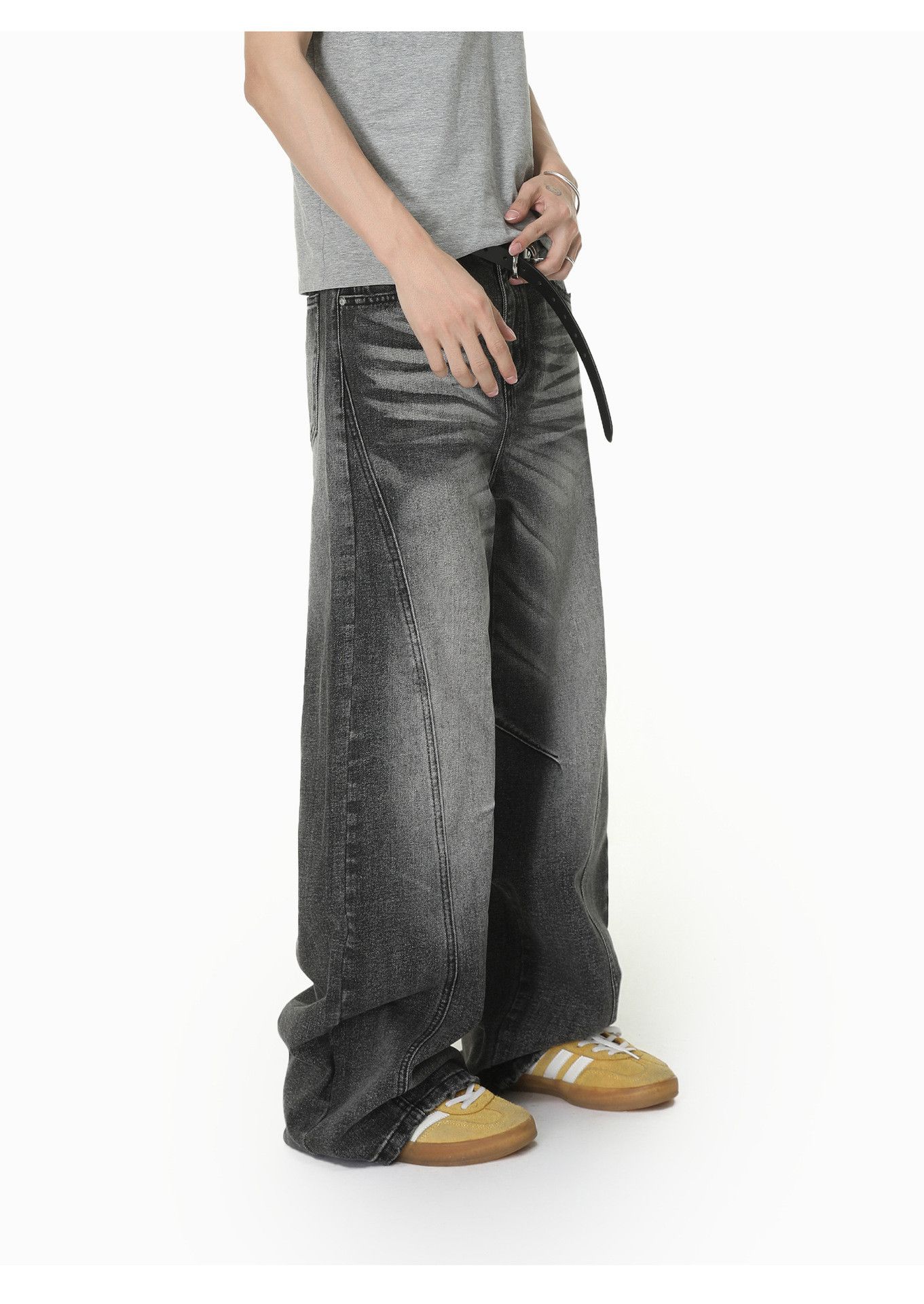 Vintage Men's Heavy-Duty Distressed Straight-Leg Jeans Size US 32 / EU 48 - 2 Thumbnail