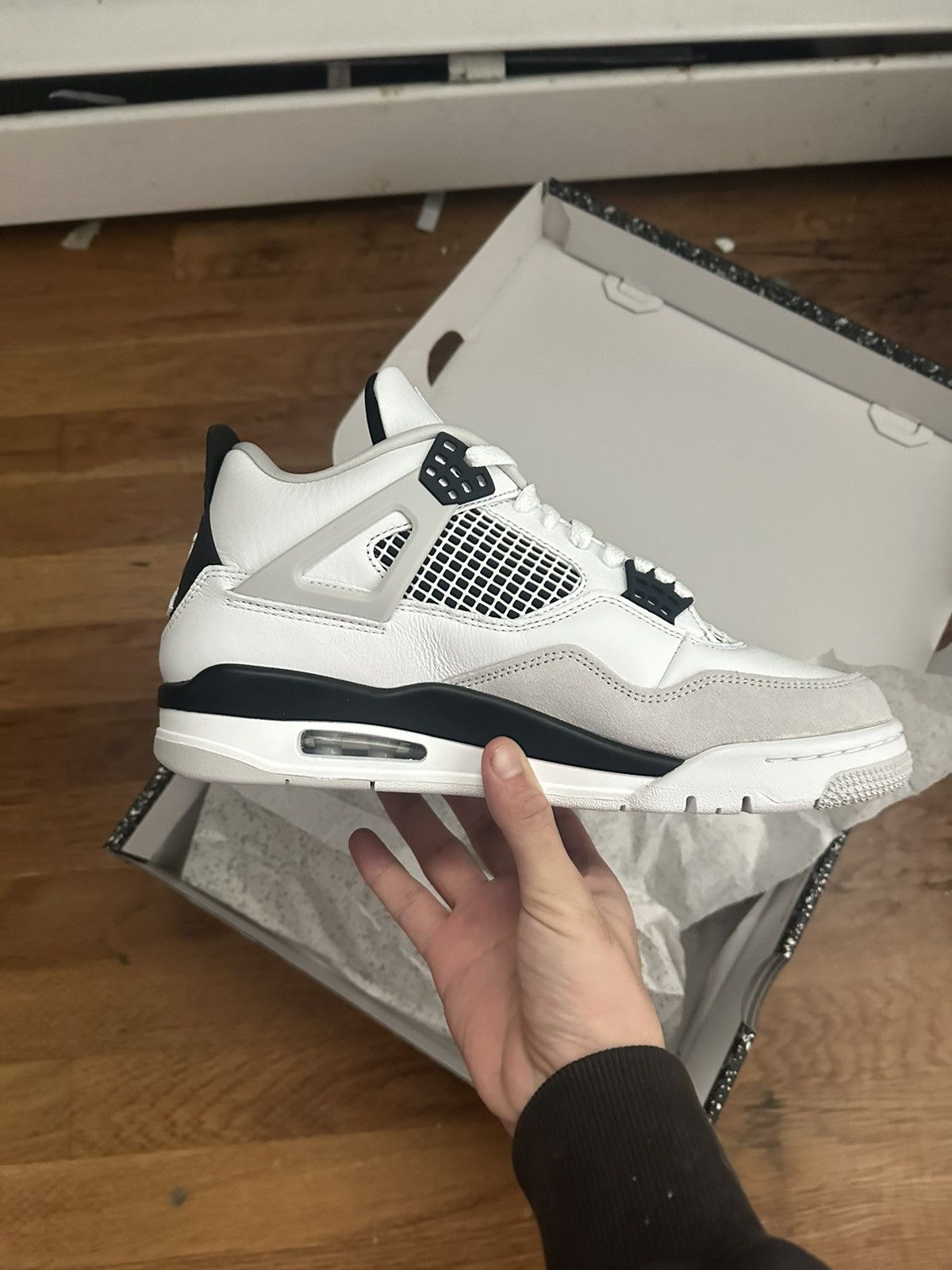 Jordan Brand × Nike Air Jordan 4 Military Black Size US 8.5 / EU 41-42 - 2 Thumbnail