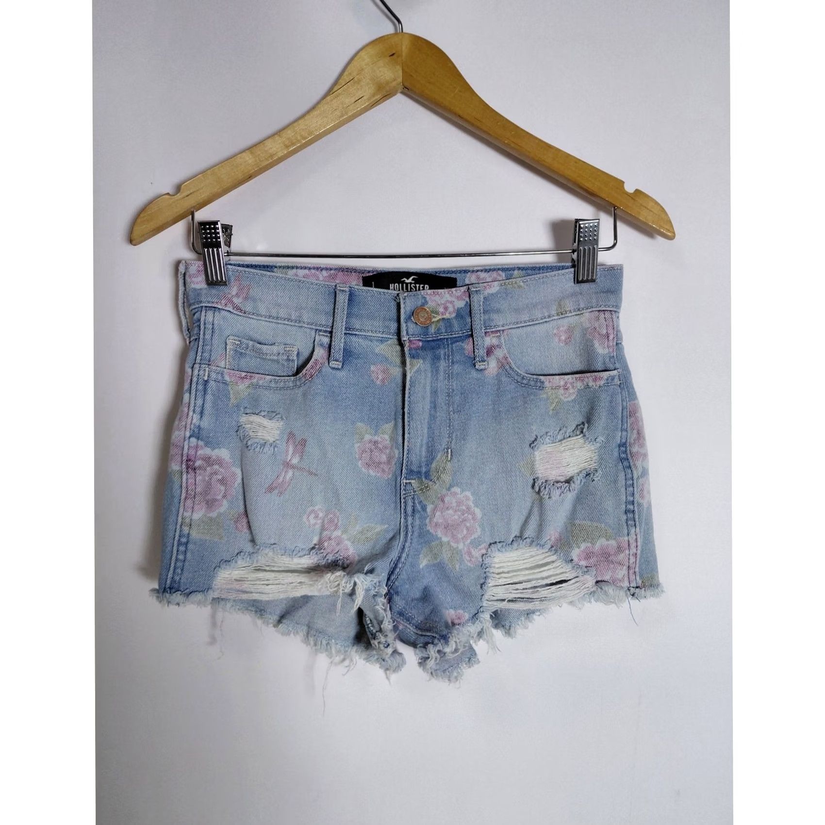 Denime HOLLISTER CALIFORNIA Short High-Rise Denim Women W25 Blue Floral Distressed Button 100% Cotton Stretch Shorts Womens Size 42" / US 20 - 2 Thumbnail