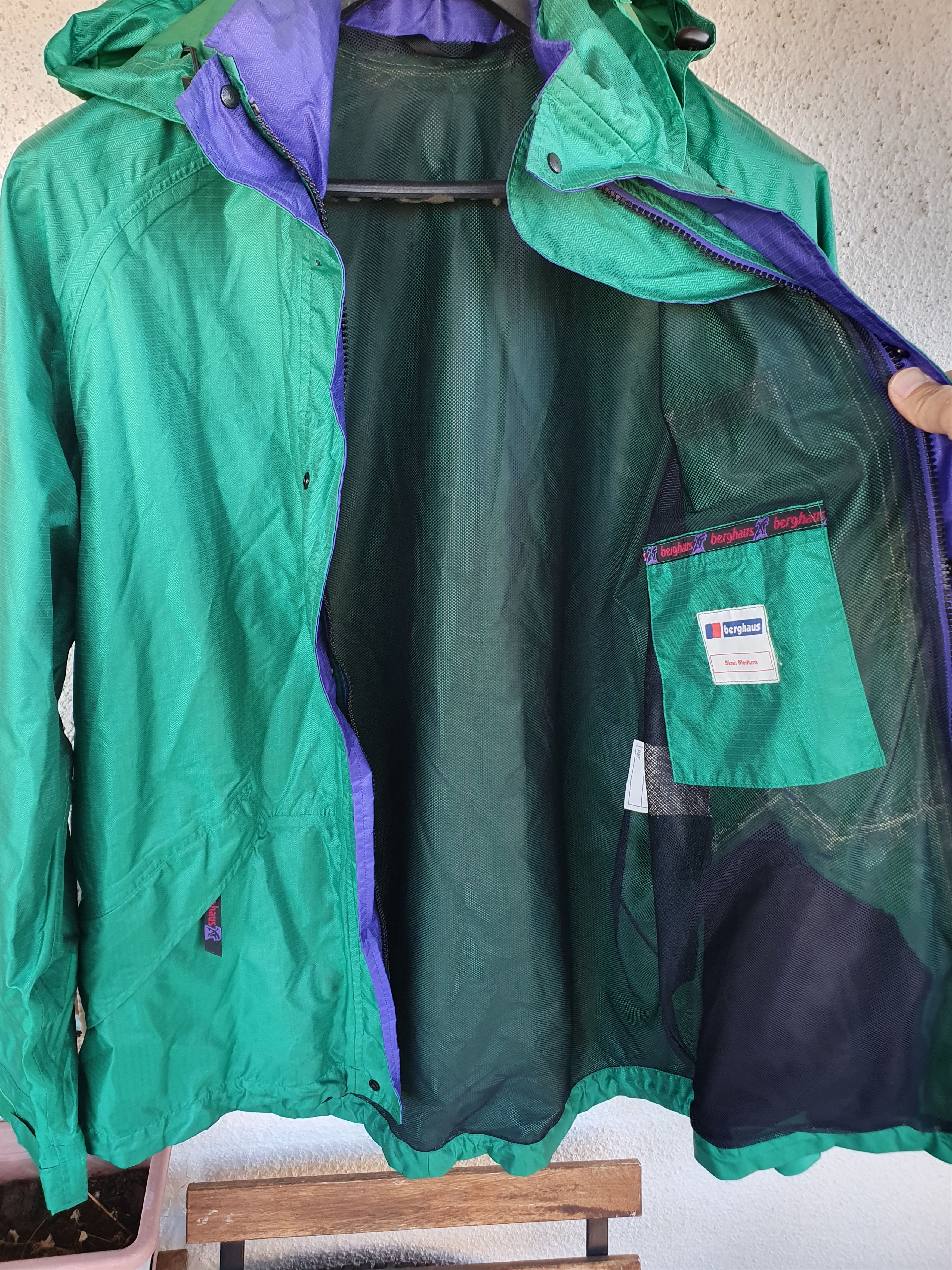 Berghaus × Vintage Berghaus XF Aquafoil Vintage Indra Jacket Hooded sz M Size US M / EU 48-50 / 2 - 3 Thumbnail