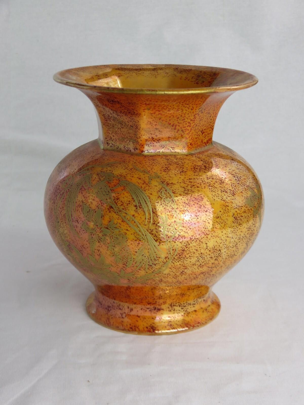 Unknown London Vintage Decorative Gold-Toned Vase with Floral Motif Size ONE SIZE - 3 Thumbnail