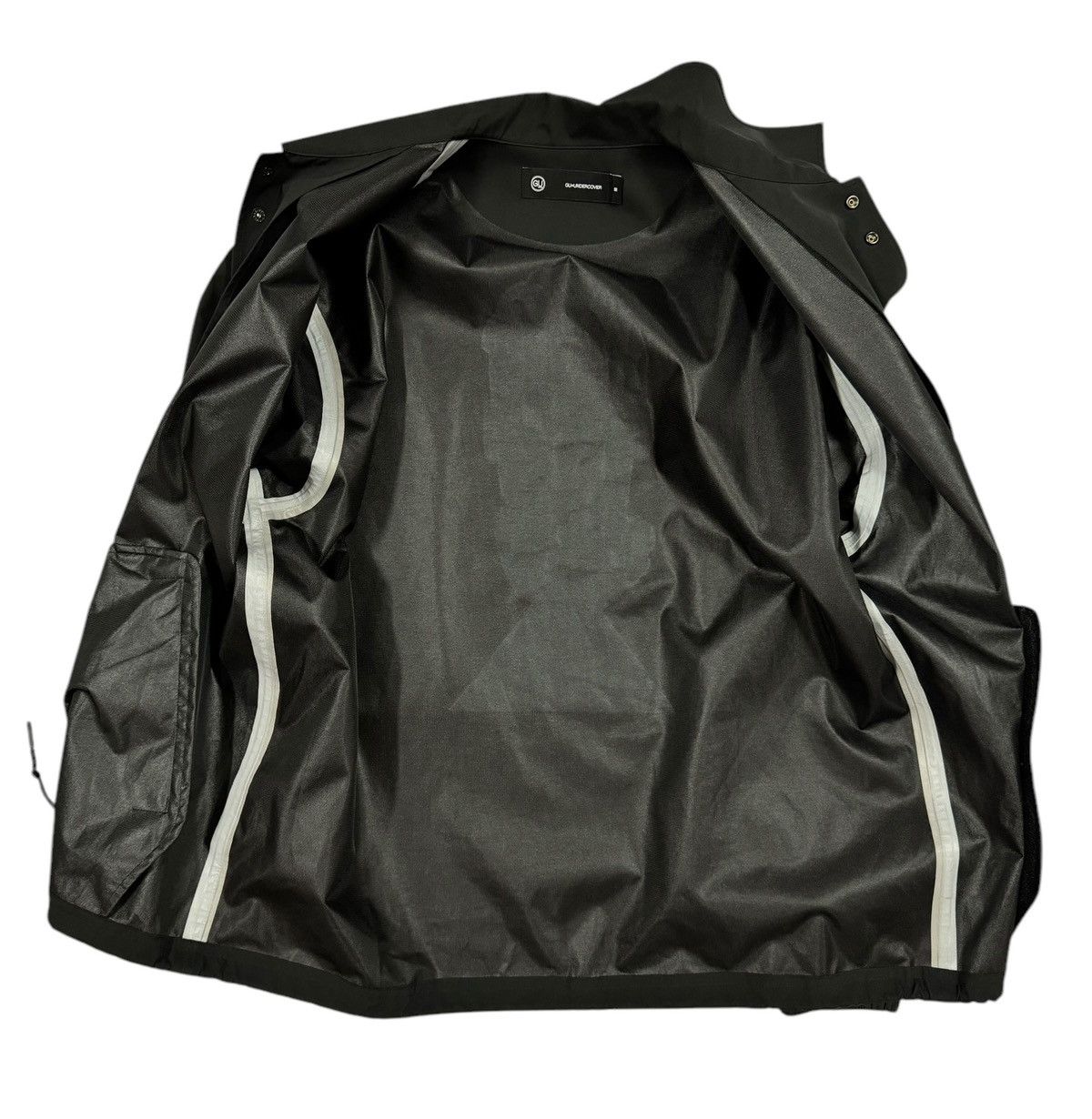 GU × Undercover Authentic🔥Gu X Undercover Coach Jacket Printed Size US M / EU 48-50 / 2 - 7 Thumbnail