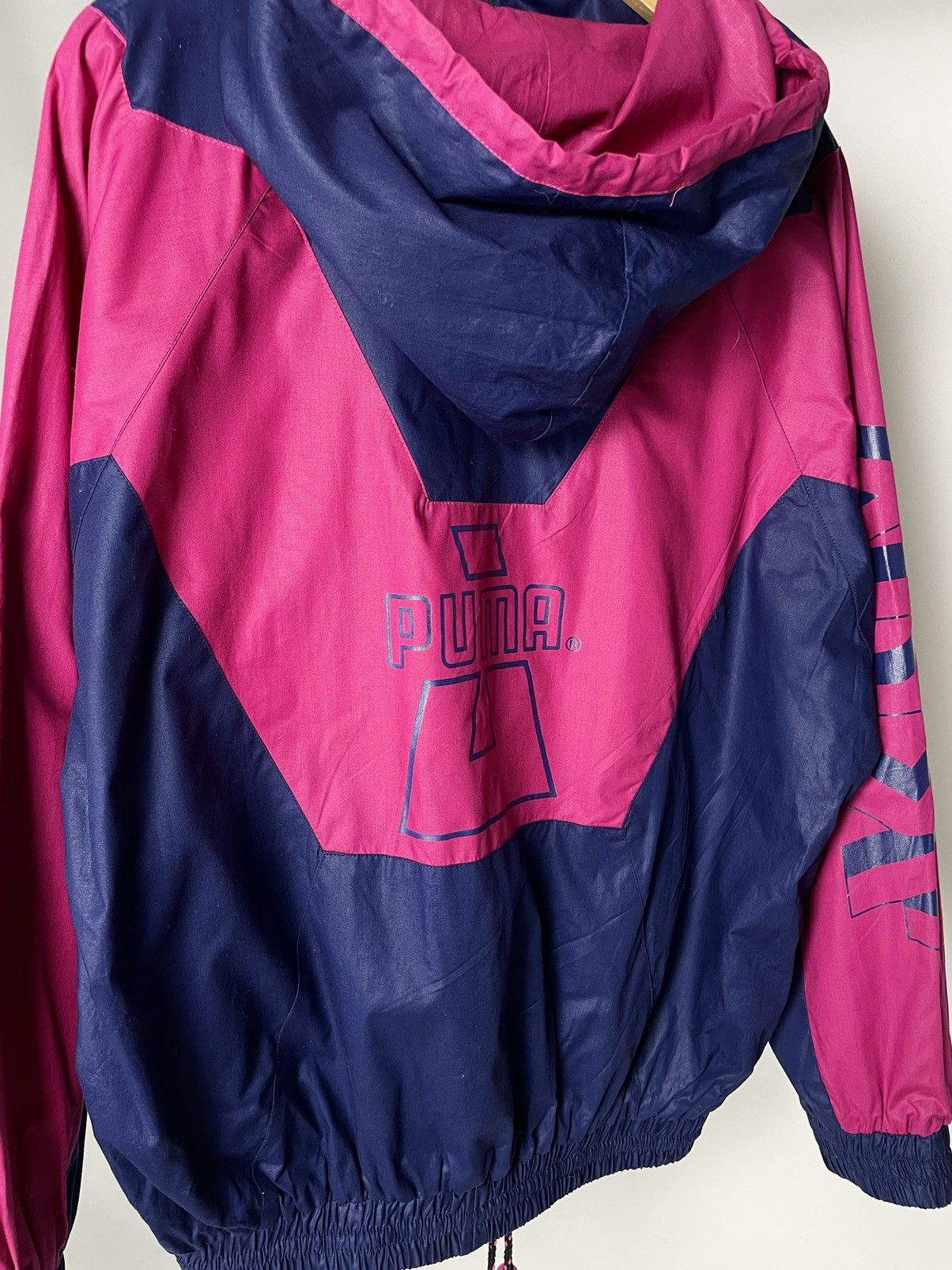 Puma Puma 😈 Vintage Pink Rain Light Hooded Supreme Jacket Size US L / EU 52-54 / 3 - 11 Thumbnail