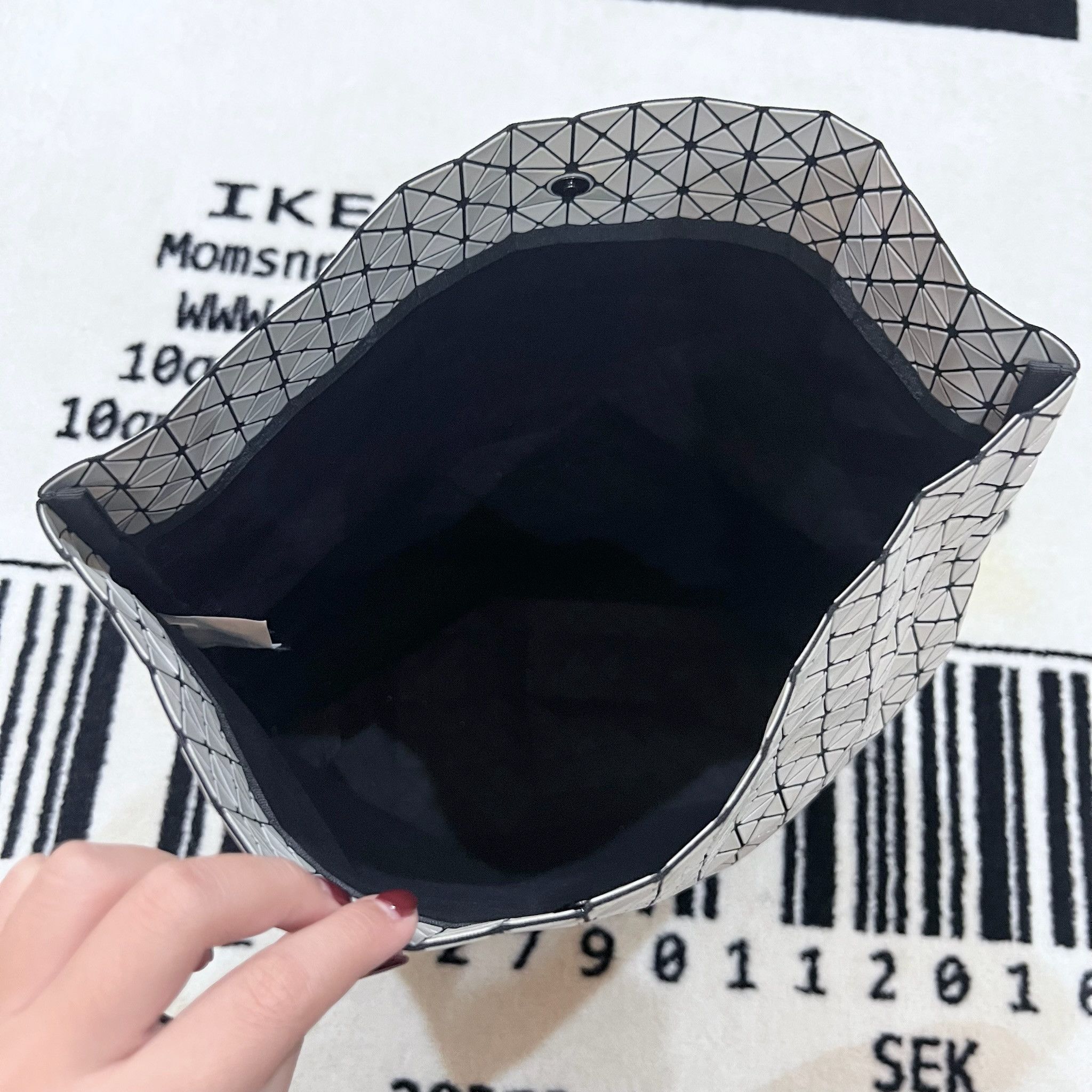 Issey Miyake Baobao Issey Miyake Made in Japan Lucent Tote Bag - White Size ONE SIZE - 6 Thumbnail