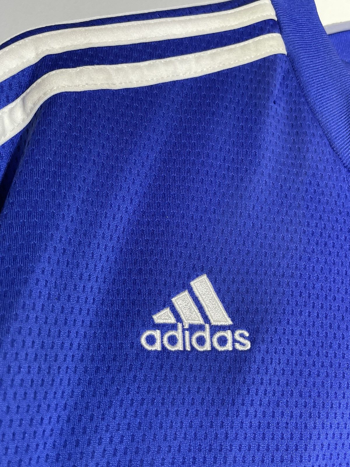 Adidas × Chelsea Soccer Chelsea FC Adidas 2009/10 Home Football Shirt Size US M / EU 48-50 / 2 - 6 Thumbnail