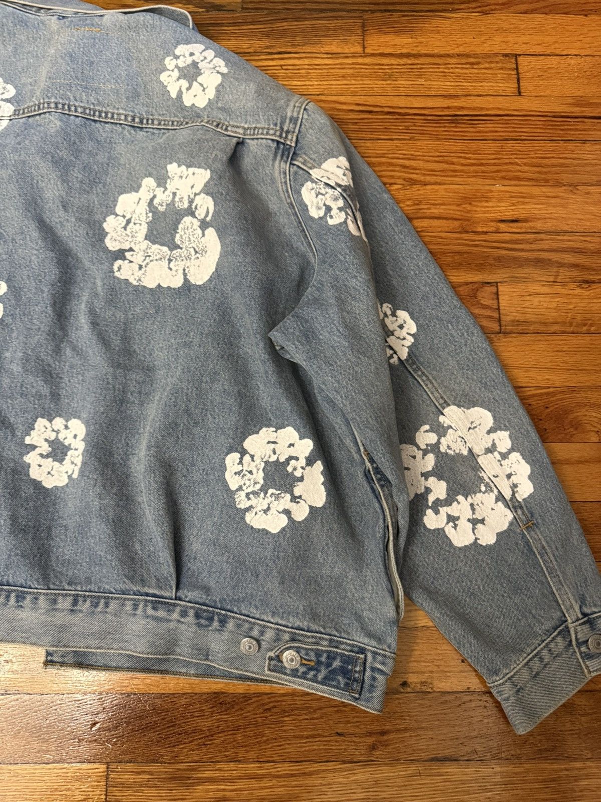 DENIM TEARS × Levi's Denim Tear Cotton Wreath Denim Jacket Size XXL Size US XXL / EU 58 / 5 - 10 Thumbnail