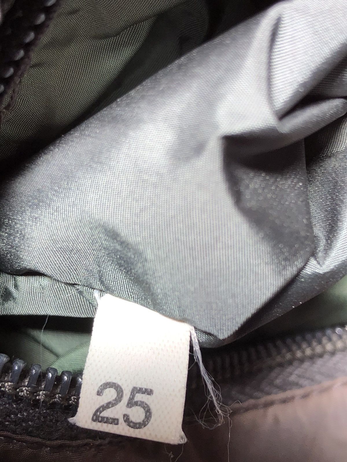 Prada Prada Crossbody Sport Rubber Tag Size ONE SIZE - 21 Thumbnail