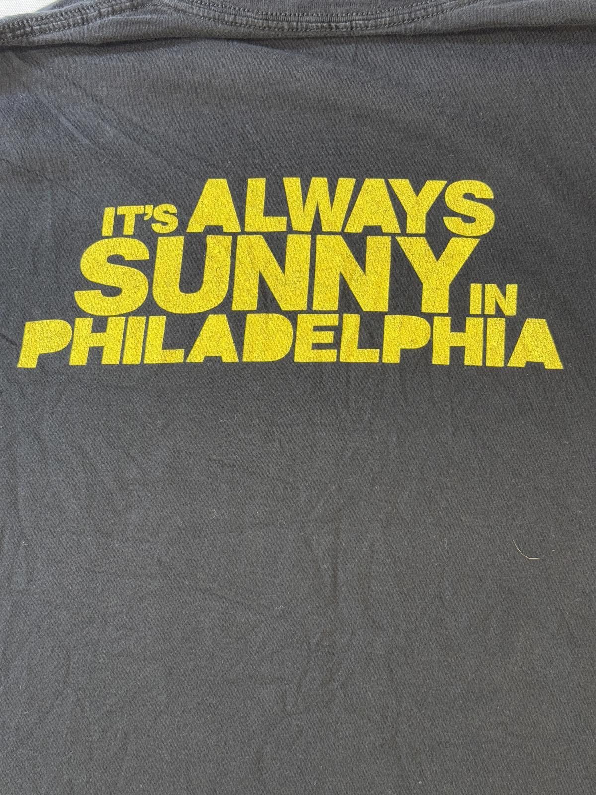 Designer It's Always Sunny in Philadelphia T-shirt 100th Episode Tee Size US L / EU 52-54 / 3 - 5 Thumbnail