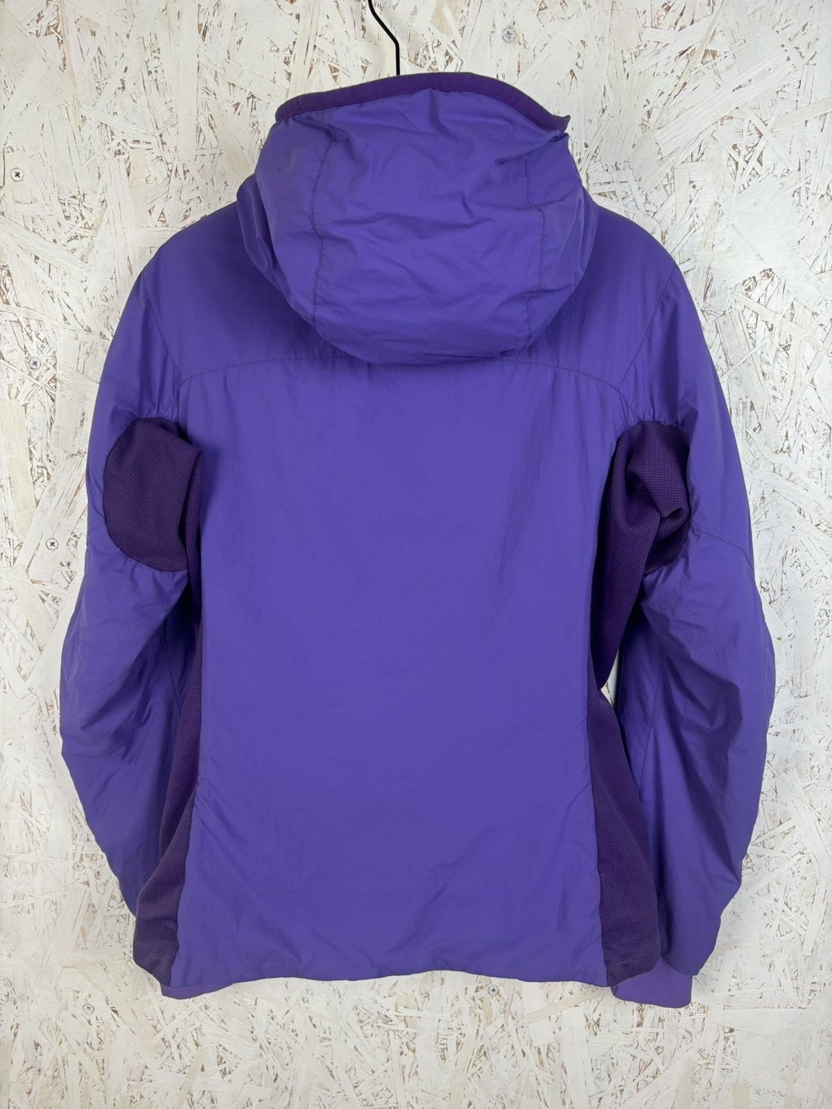 Arc'teryx Arc’Teryx Atom Lt Hoody S13 Lightweight Jacket Size M Purple Size M / US 6-8 / IT 42-44 - 6 Thumbnail