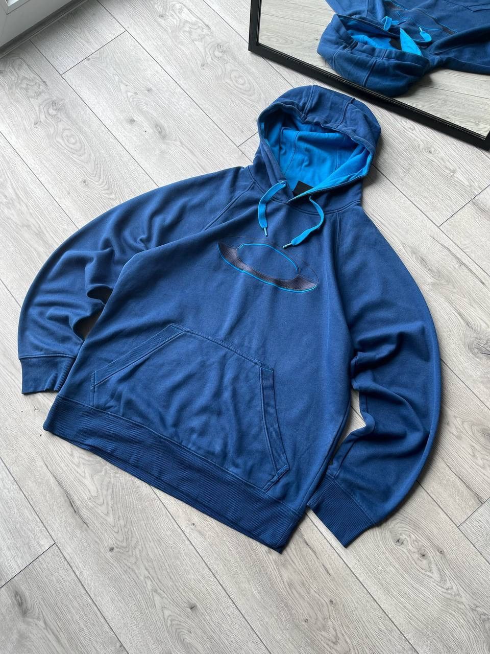 Oakley × Vintage Vintage Oakley Central Logo Boxy Gorpcore Hoodie Y2K M Size US M / EU 48-50 / 2 - 3 Thumbnail