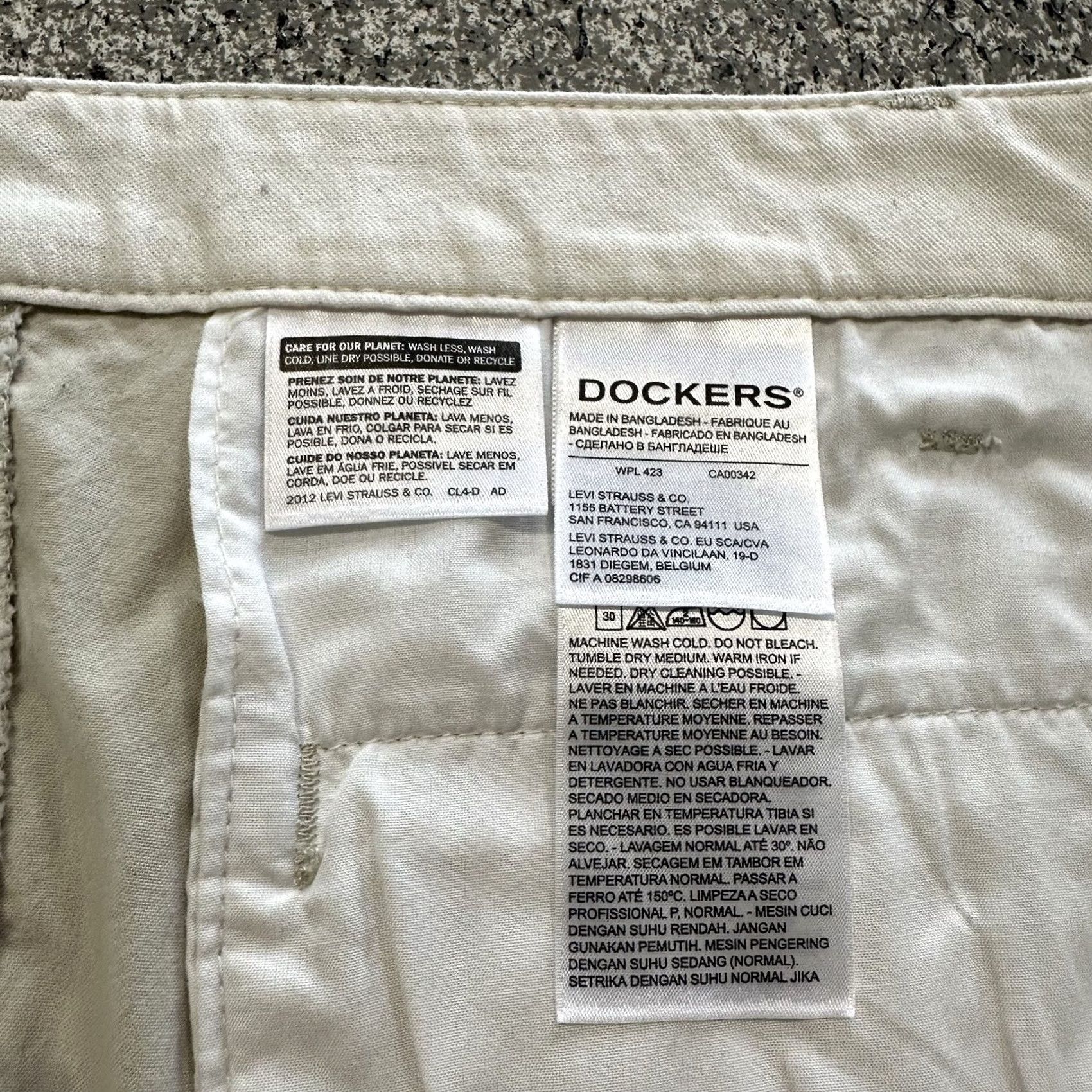 Dockers DOCKERS Cargo Shorts Mens 44 Beige Floral Palm Print Flat Front 10” Cotton Size US 44 / EU 60 - 5 Thumbnail
