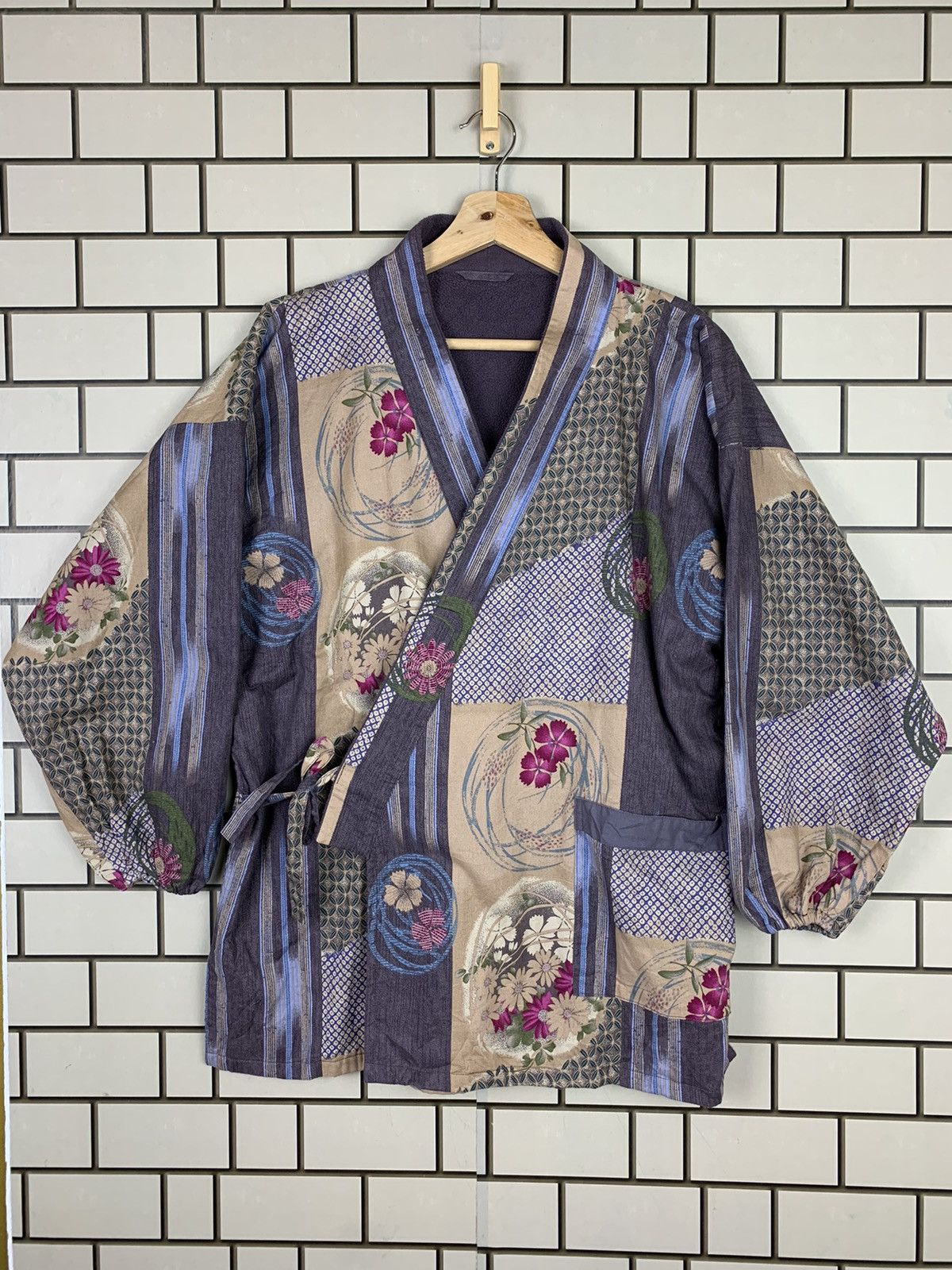 Japanese Brand × Vintage Vintage Japanese Brand Kimono Traditional Flora Designer Size US M / EU 48-50 / 2 - 1 Thumbnail