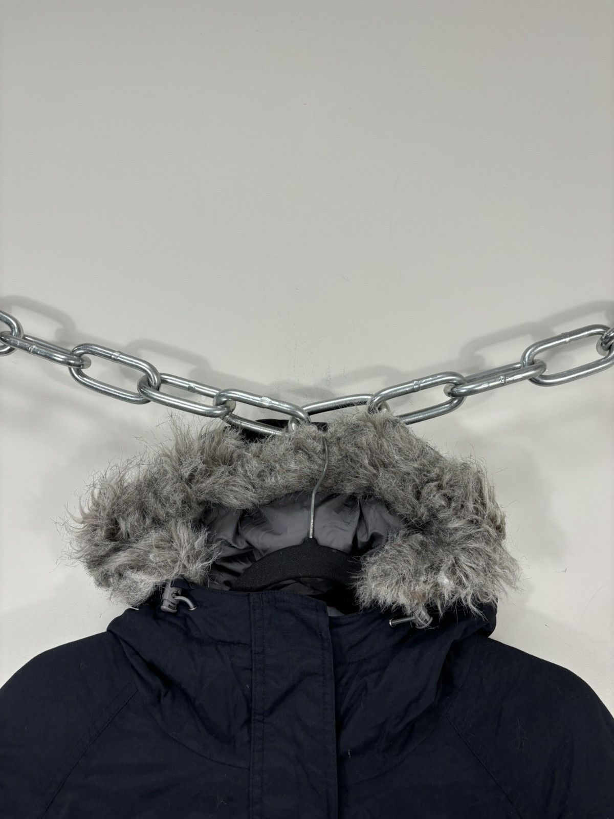 The North Face The North Face McMurdo Women’s Fur Hooded Black Down Jacket Size M / US 6-8 / IT 42-44 - 5 Thumbnail