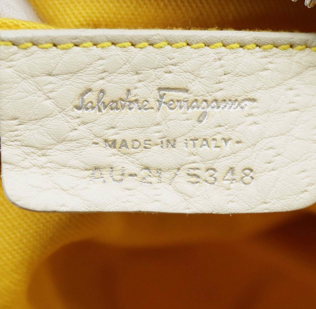Salvatore Ferragamo Salvatore Ferragamo White Canvas Handbag Authentic Size ONE SIZE - 4 Thumbnail