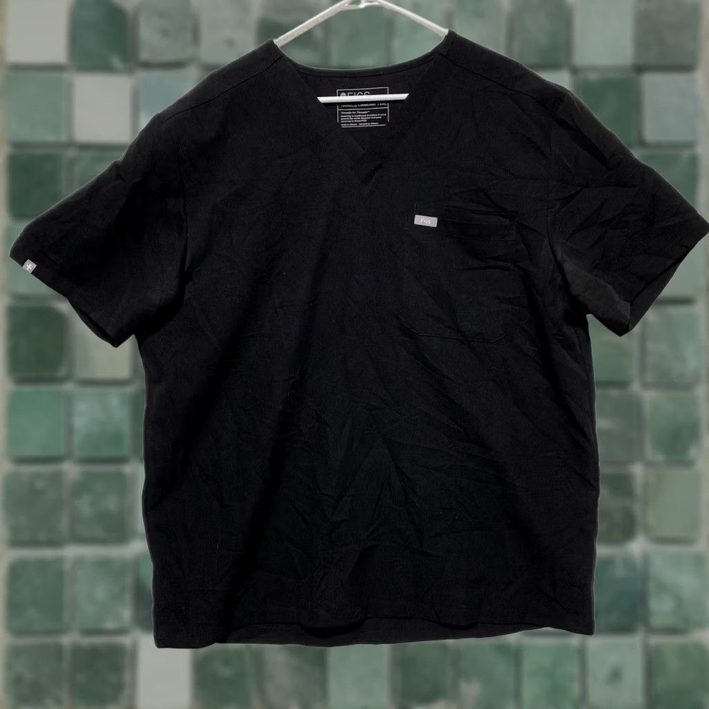 Vintage FIGS Scrub Top Womens 2XL Black Technical Collection Figs Catarina Medical Shirt Girls Womens Size XXL / US 16-18 / IT 52-54 - 1 Thumbnail