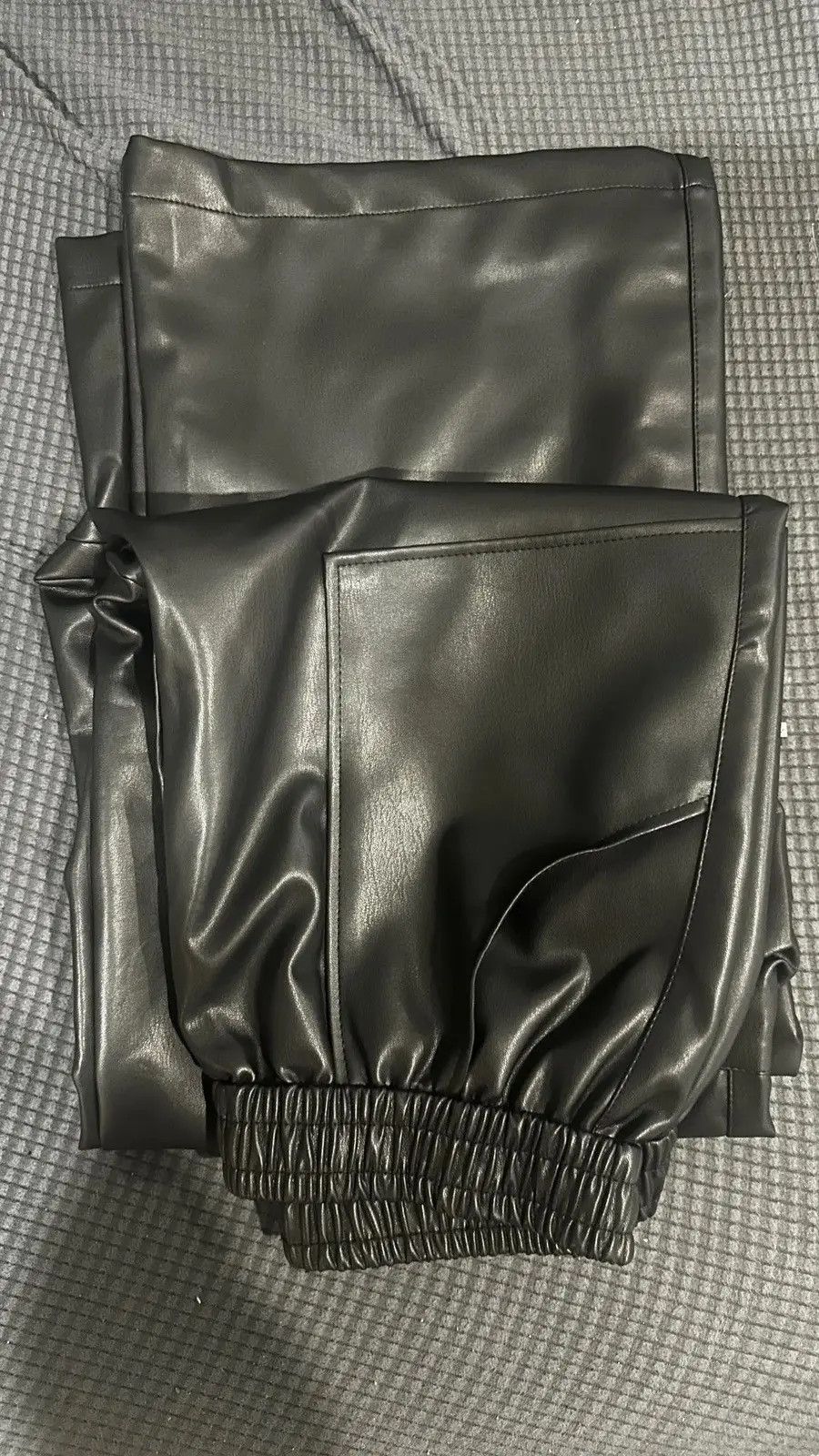 Japanese Brand × Leather Multi-Pockets Black PU Leather Pants Size US 32 / EU 48 - 12 Thumbnail
